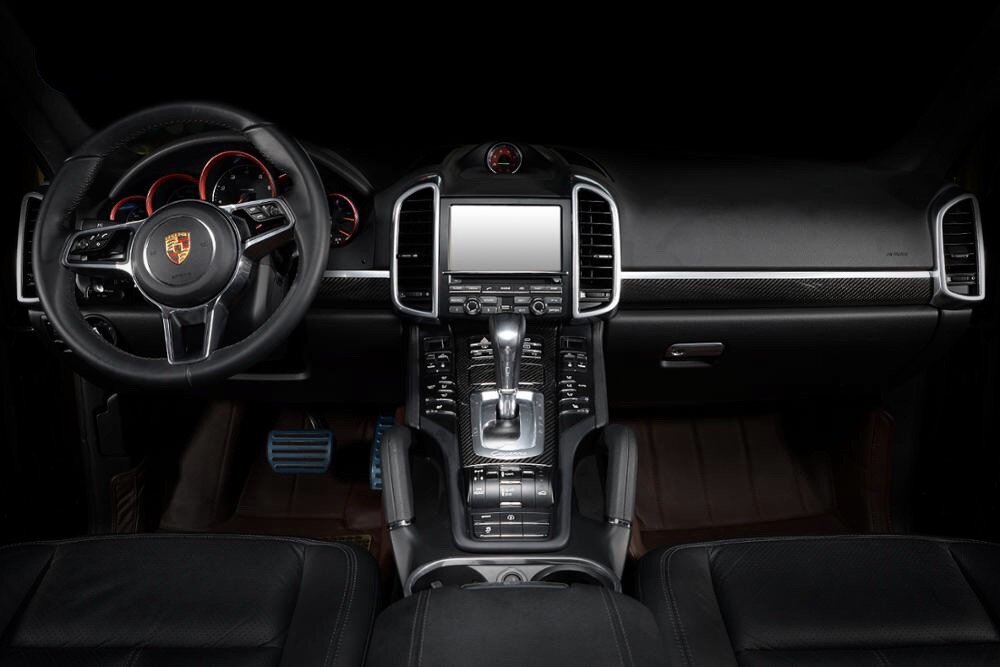 Cayenne Interior-3.JPG