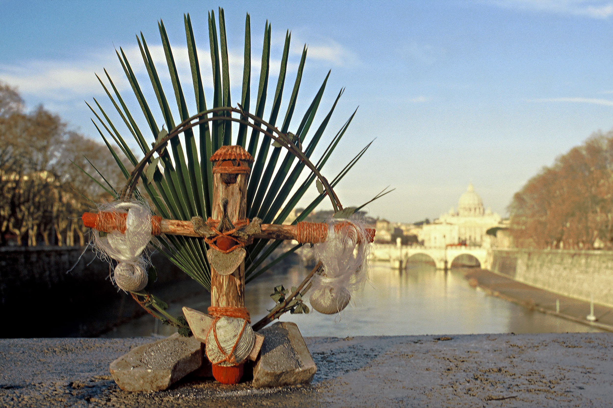 To the Tiber River, Rome, Italy