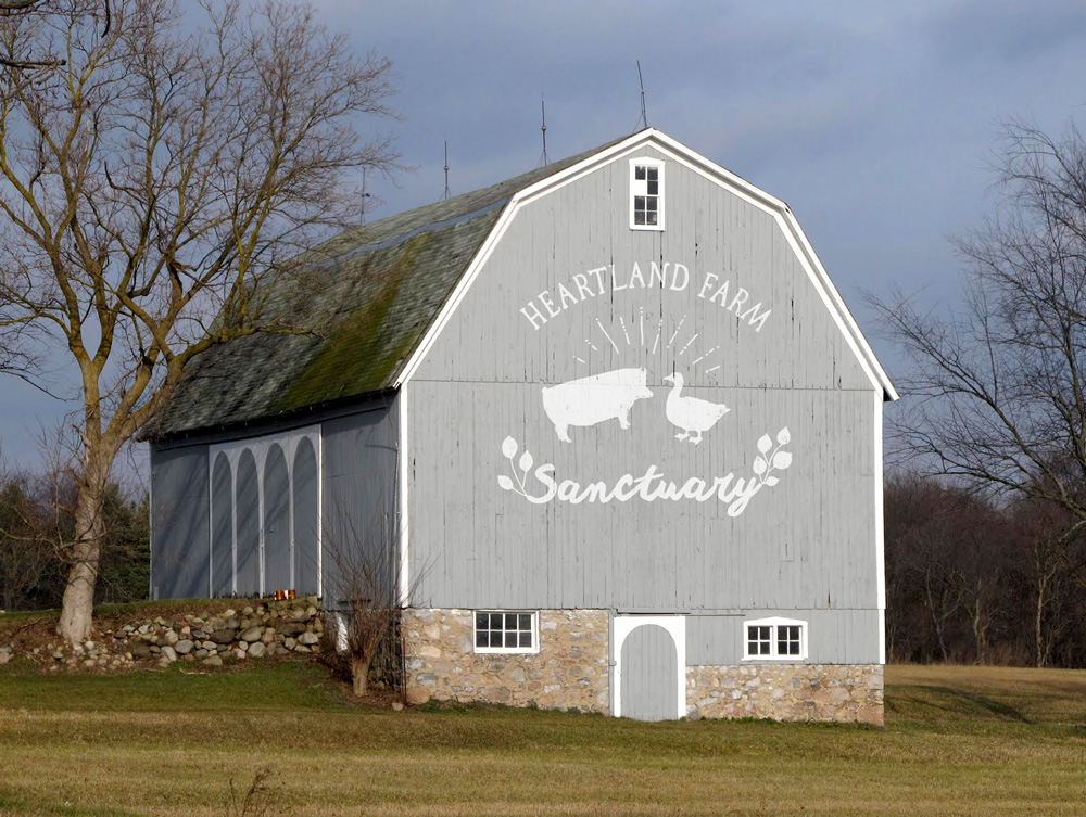 Heartland_barn.jpg