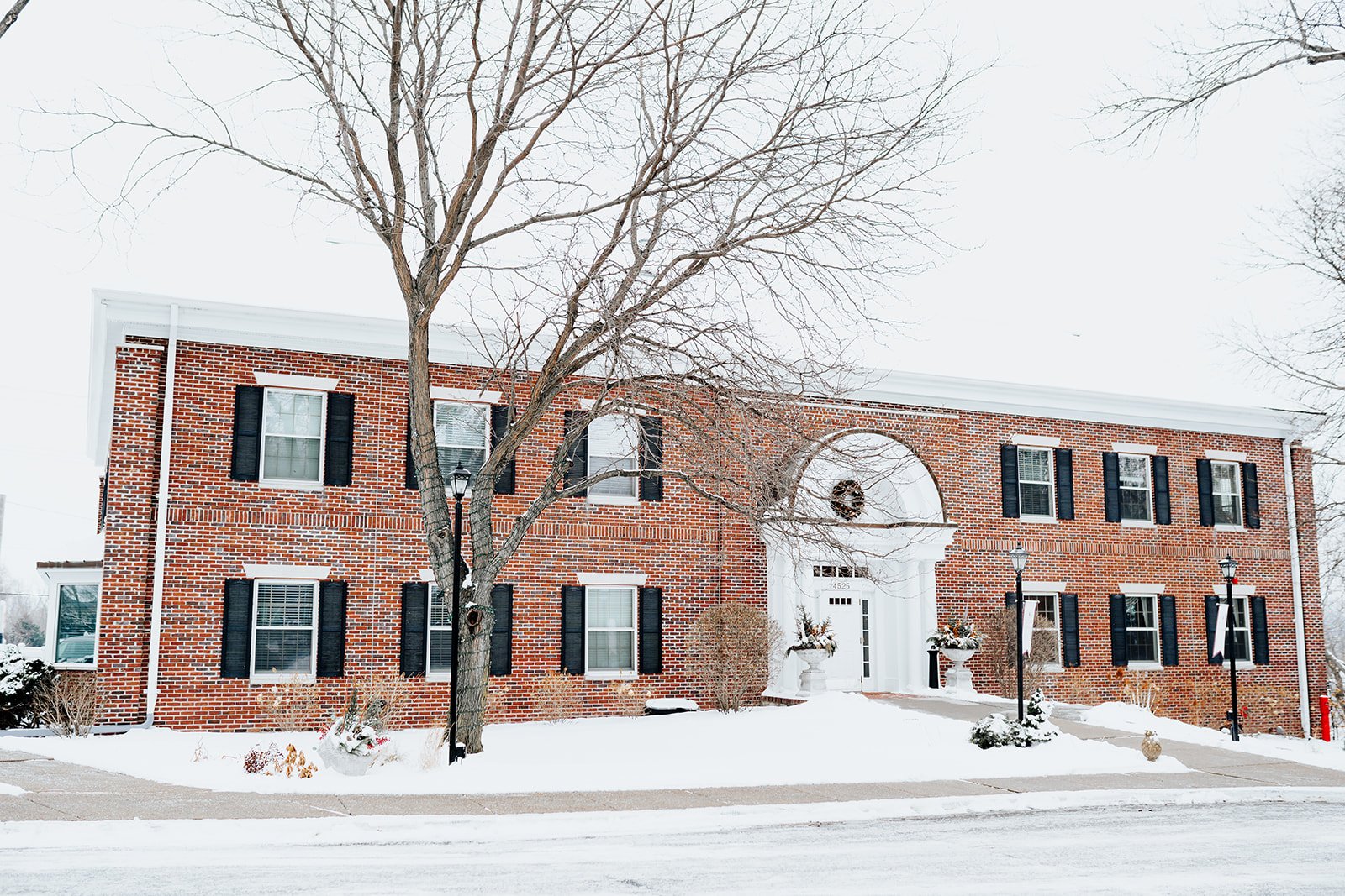 Simplify Hosting Your Holiday Gathering