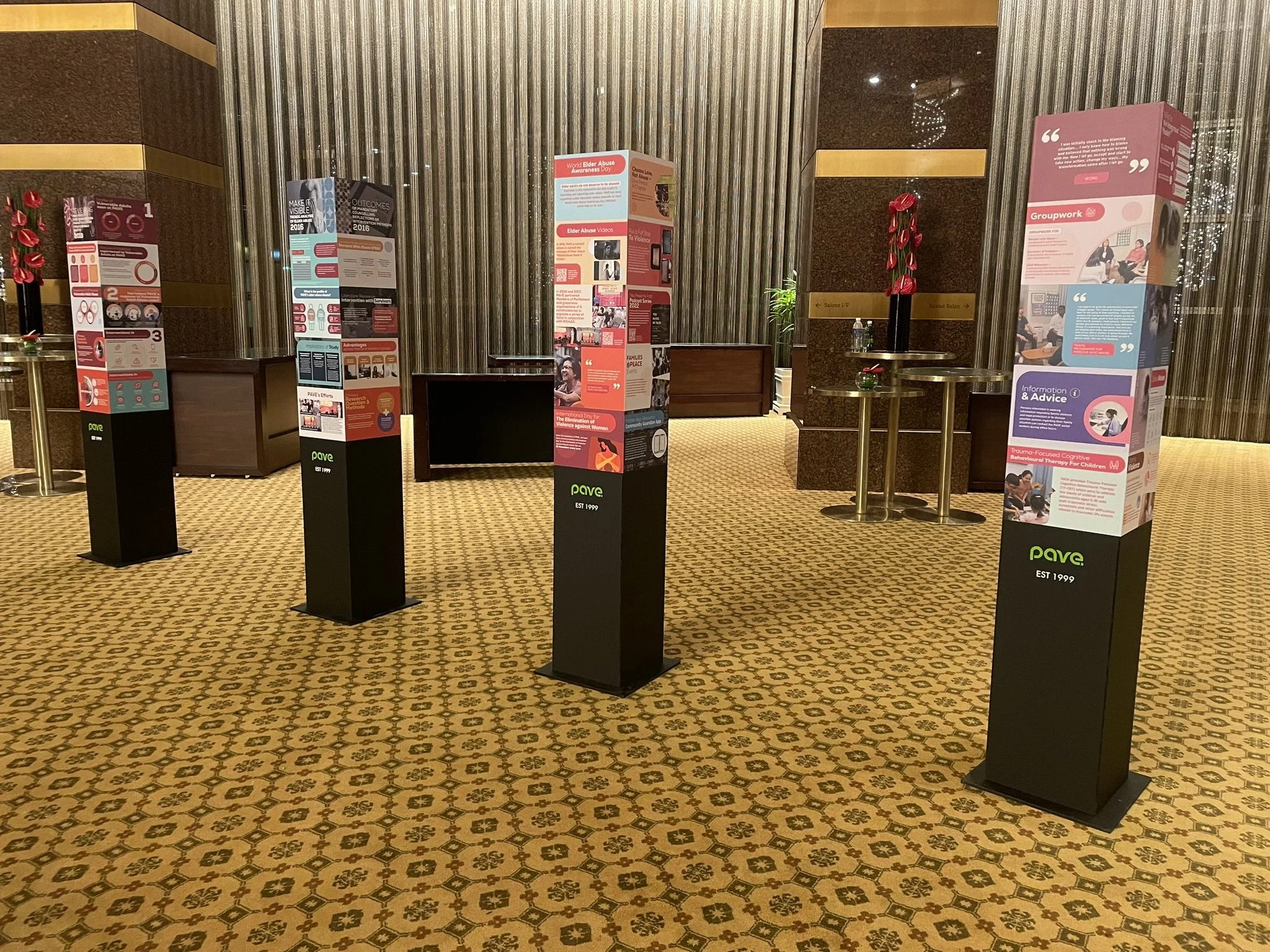Modular Graphic Totems