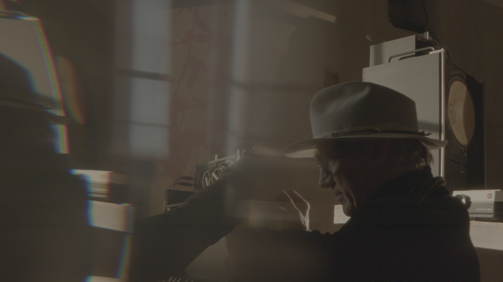 A008_12300637_C089.mov.06_37_19_01.png