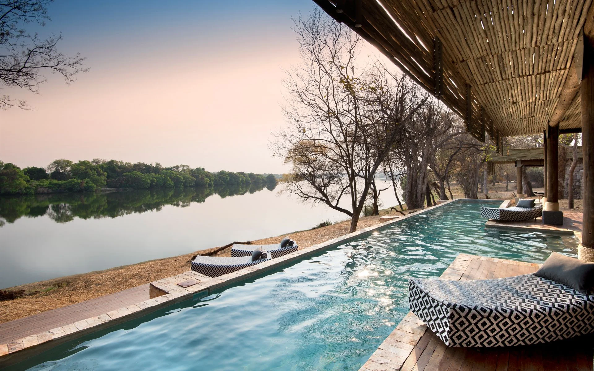 Matetsi River Lodge