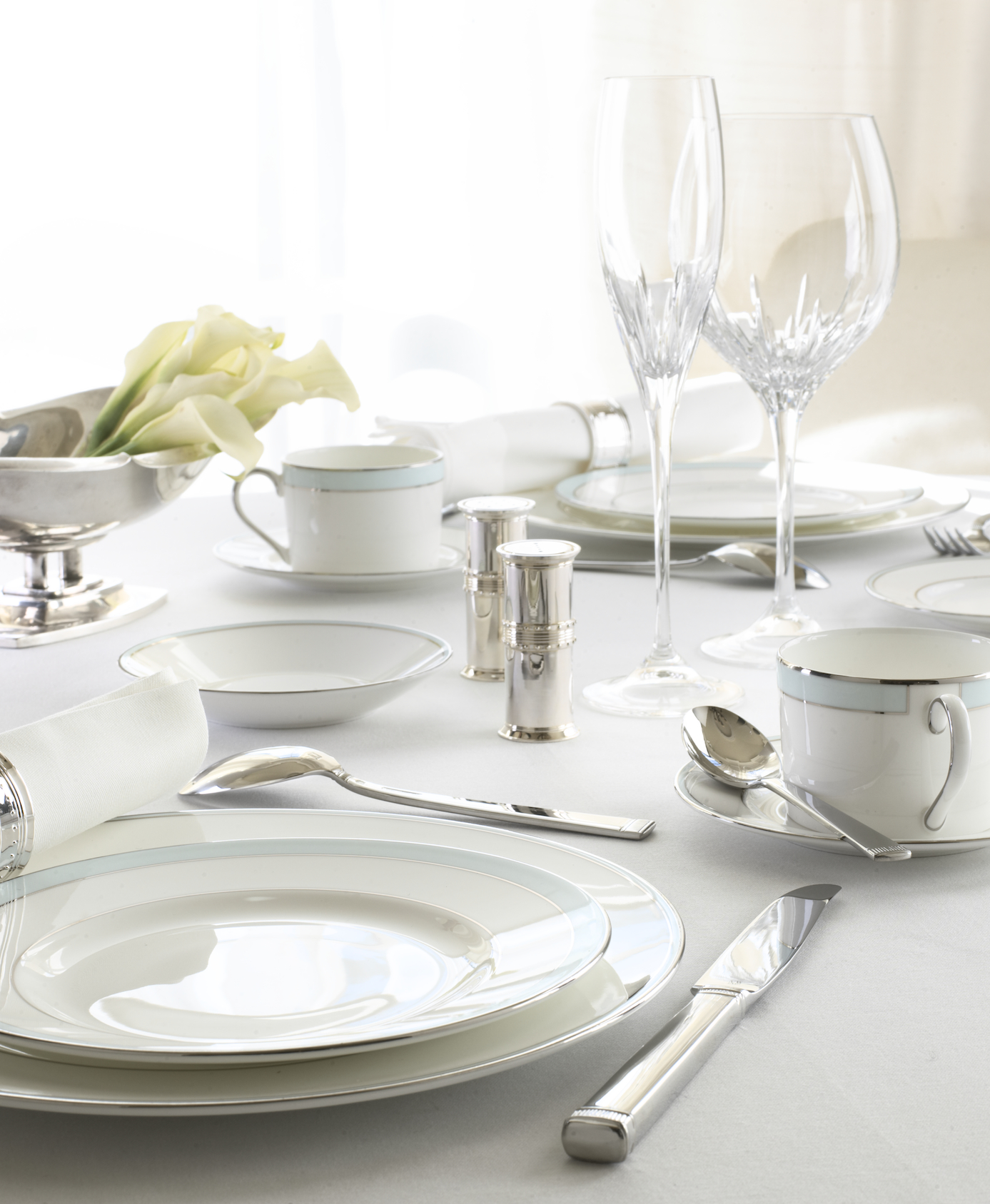 Bloomingdale's - Vera Wang