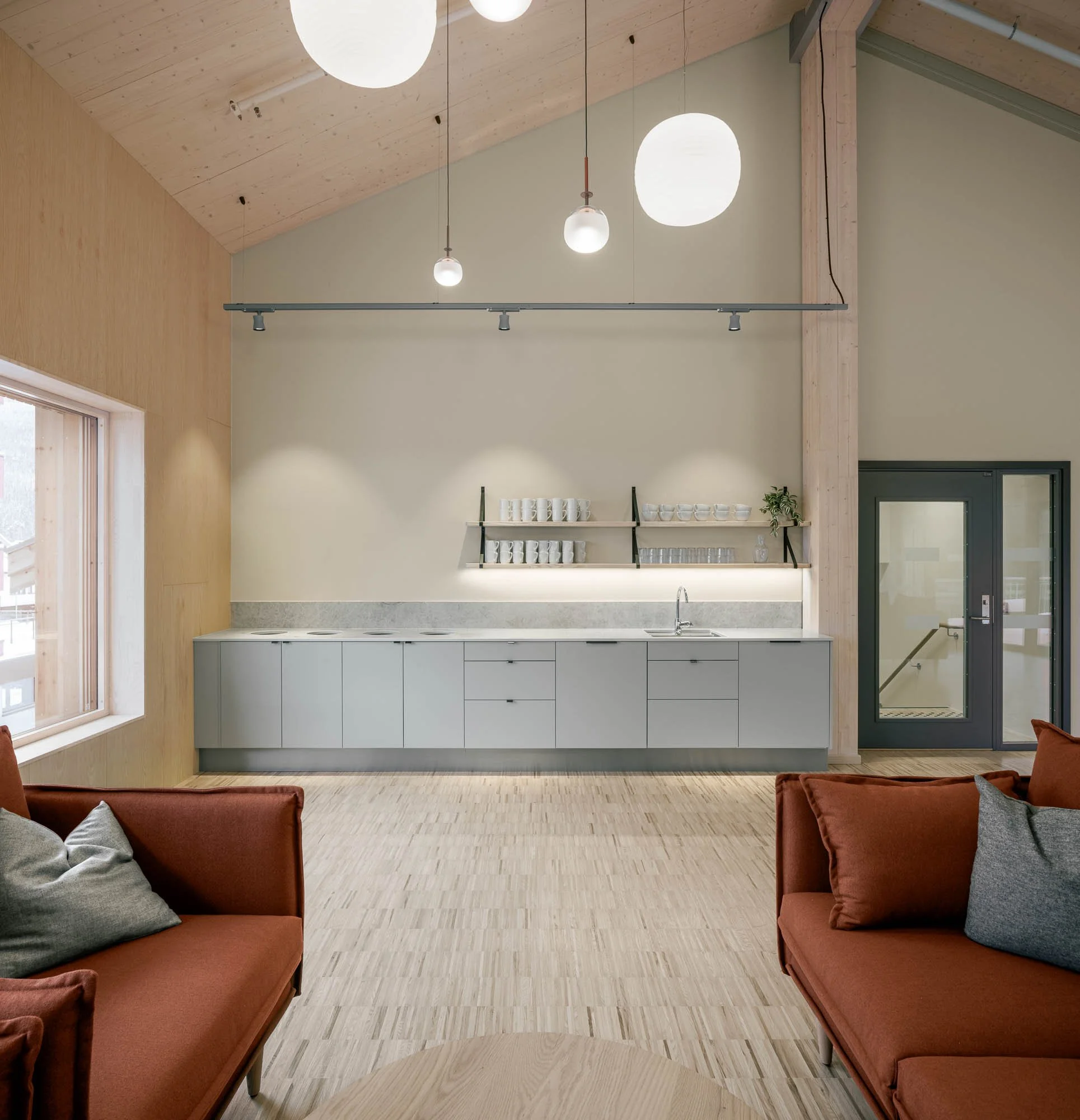 Interiører, Sparebank1 Gol, fotografert for Nordic Office of Architecture.