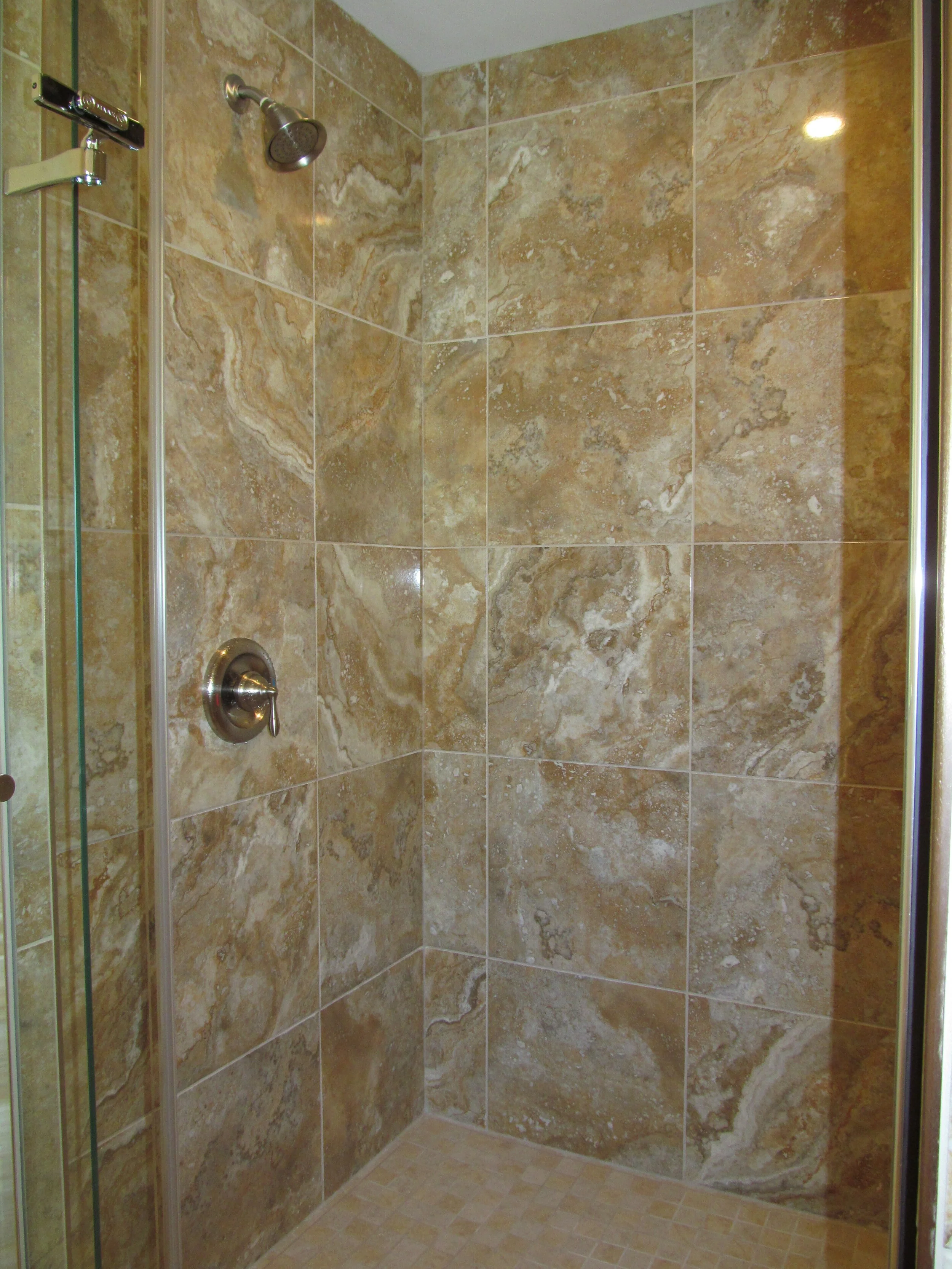 finished dhower  in master bath IMG_1153.JPG