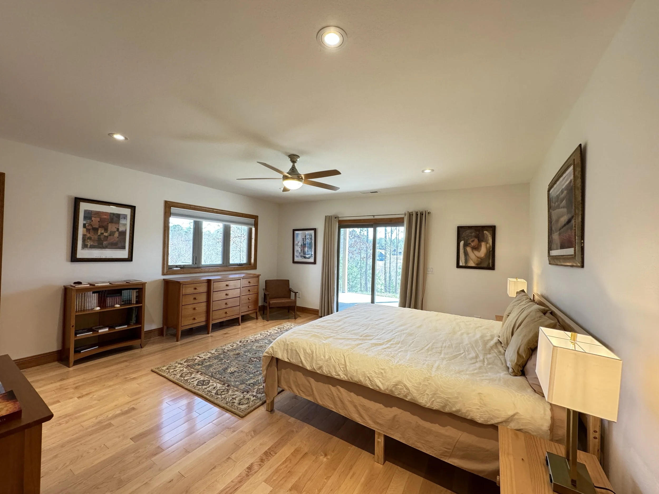 downstiars master bedroom 1.JPG