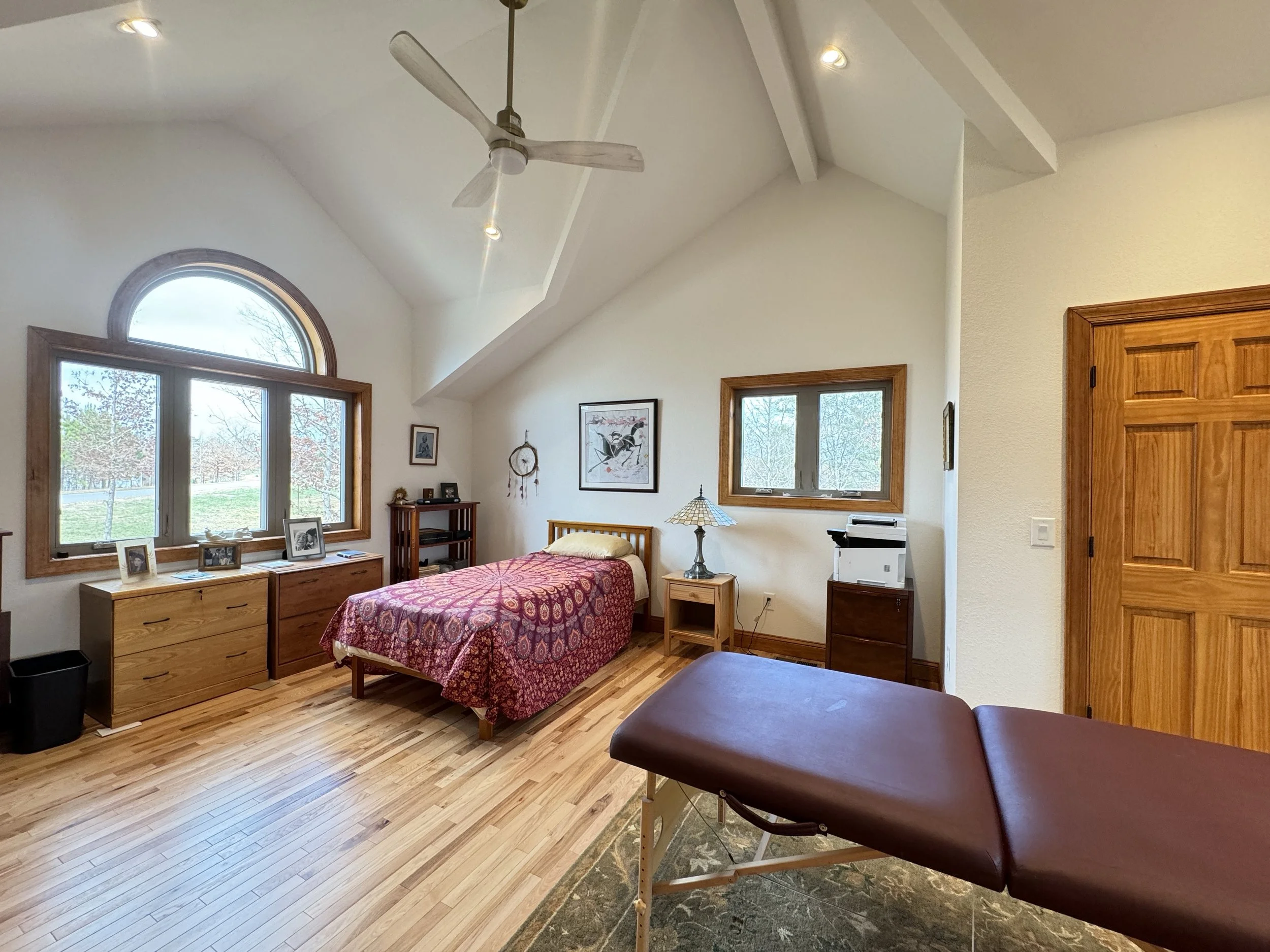 upstairs office #1.JPG