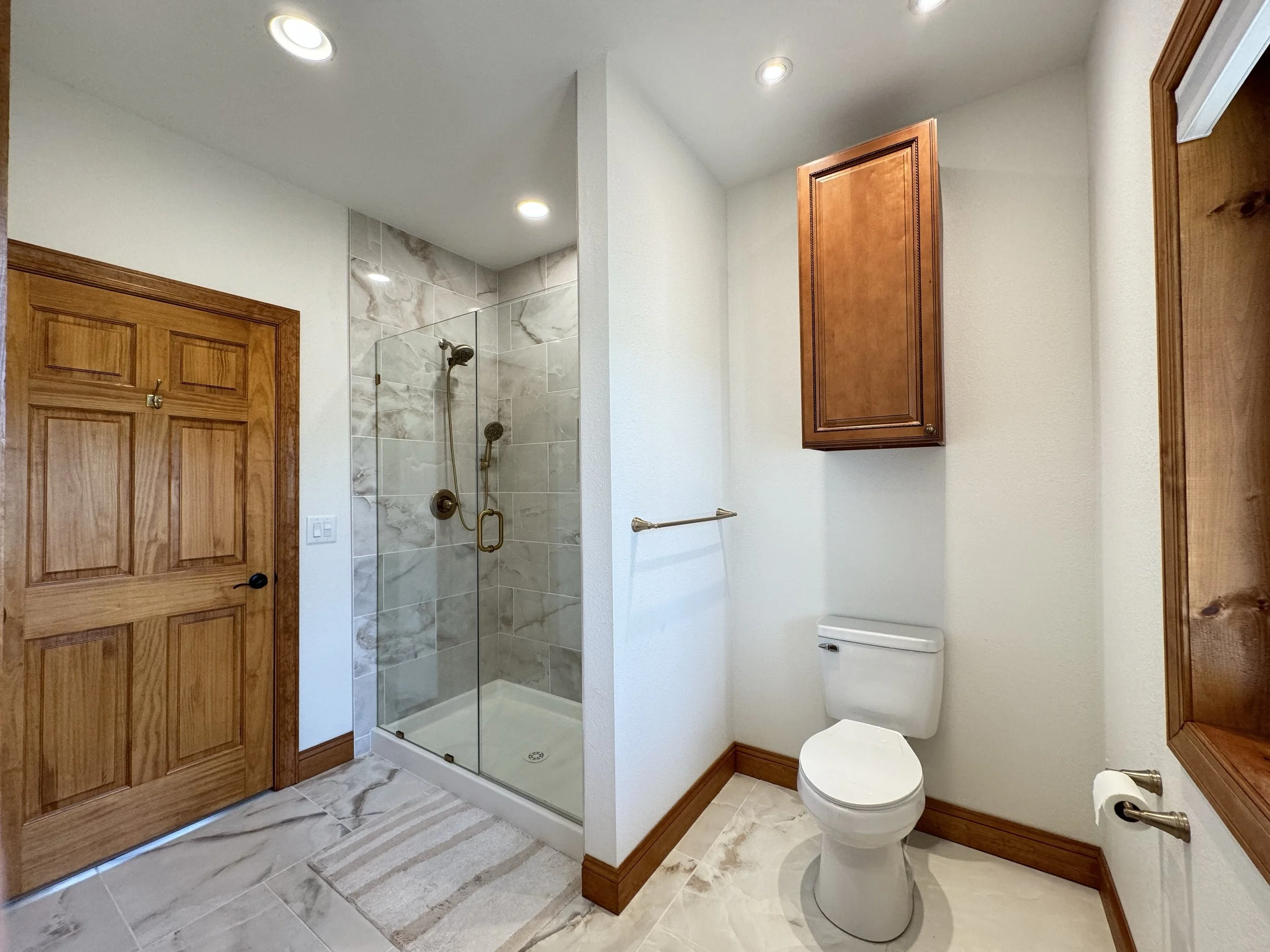 2nd bath main level 1.JPG