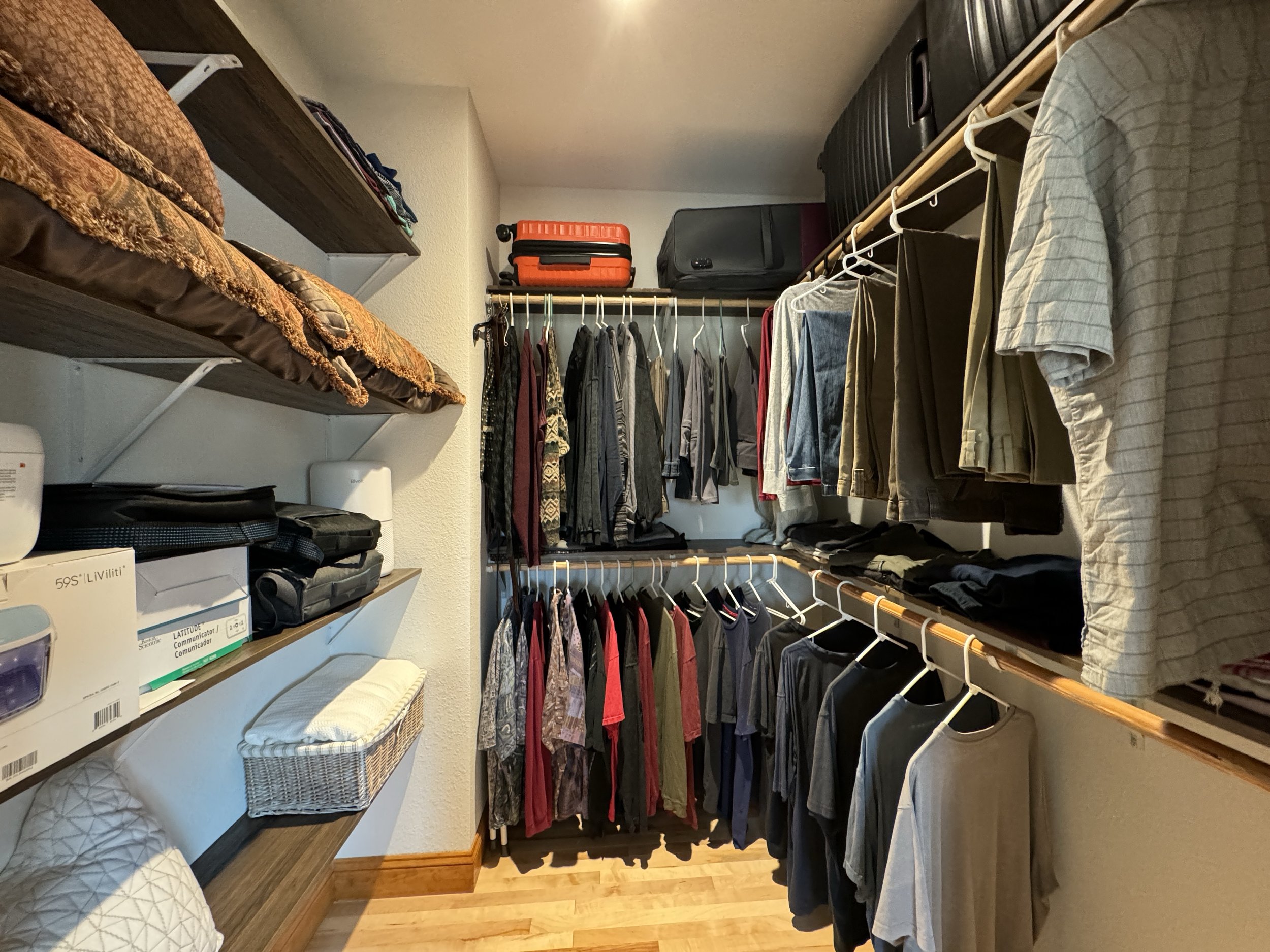 master closet IMG_3094.JPG