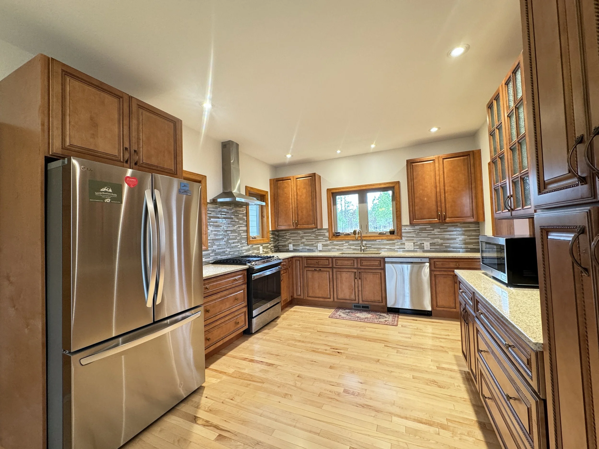 kitchen straight on.JPG