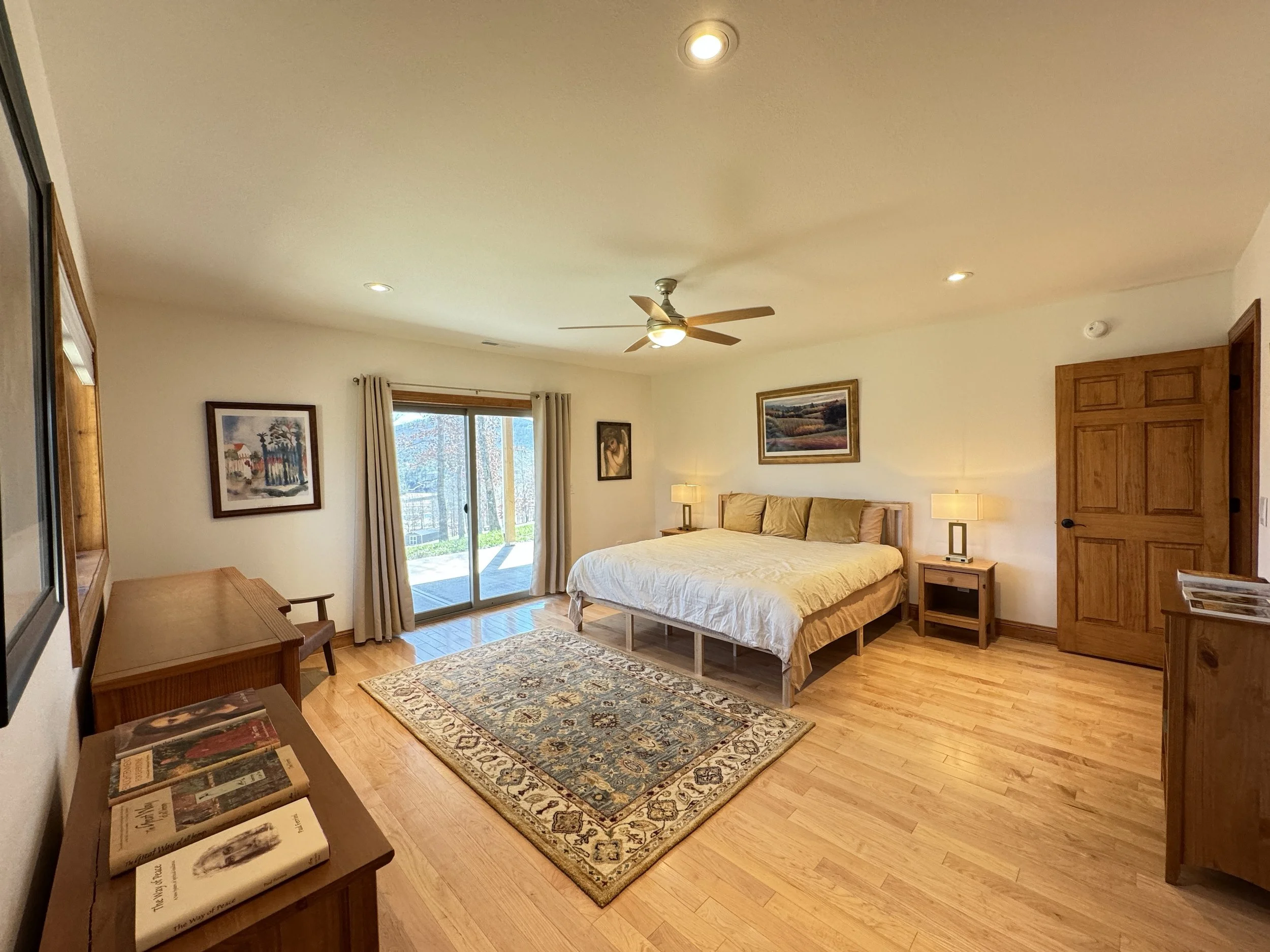 downstiars master bedroom 2.JPG