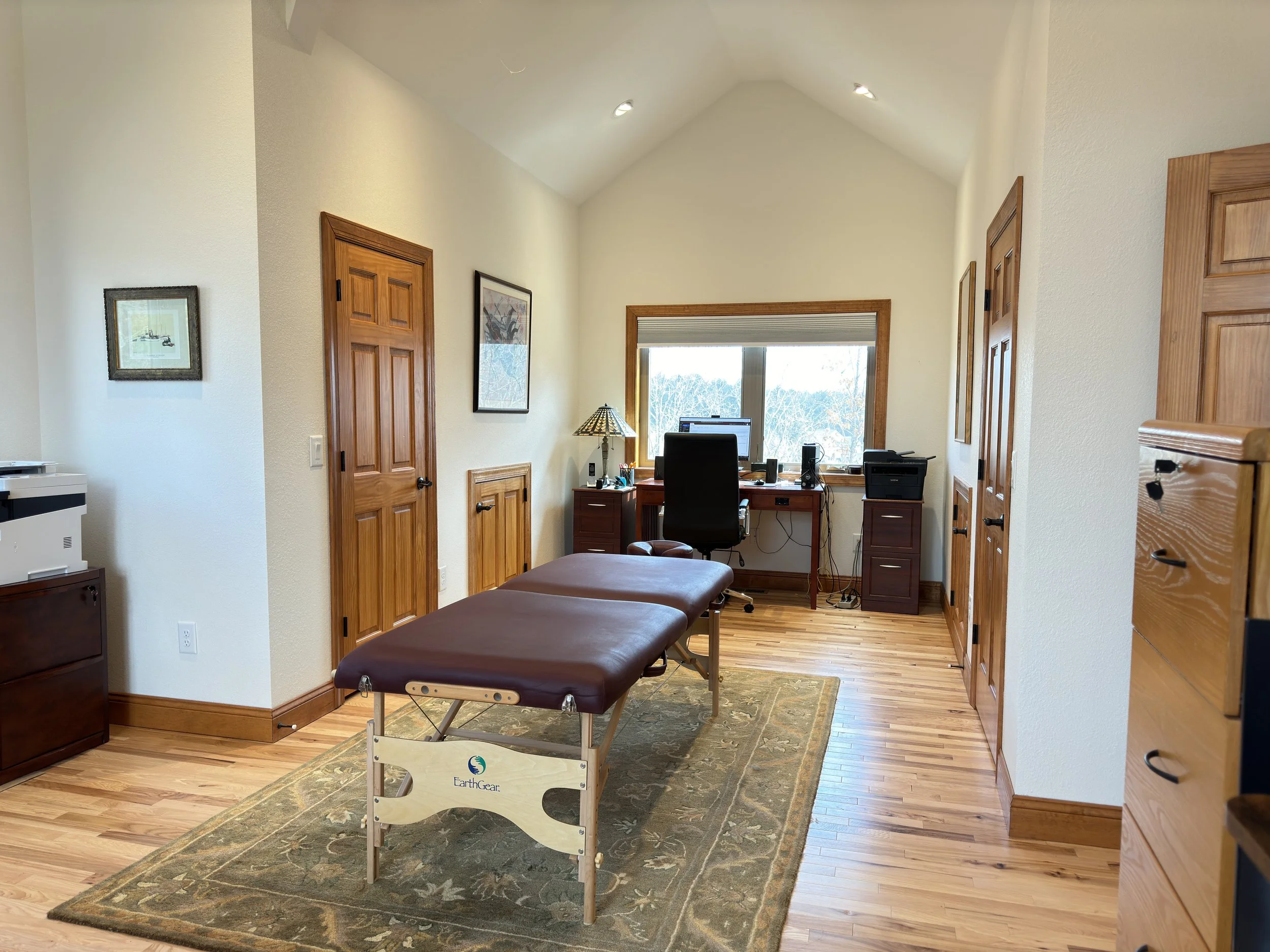 office workspace  and table.JPG