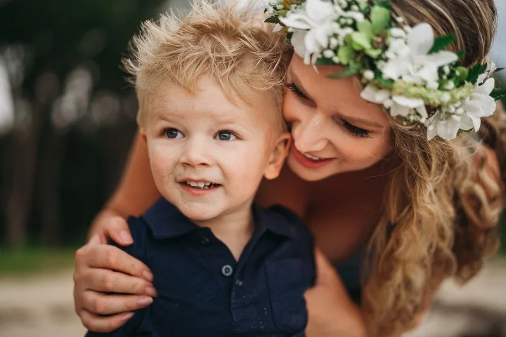 Family-Session-Oahu-Hawaii-Schindler-Family-010.jpg
