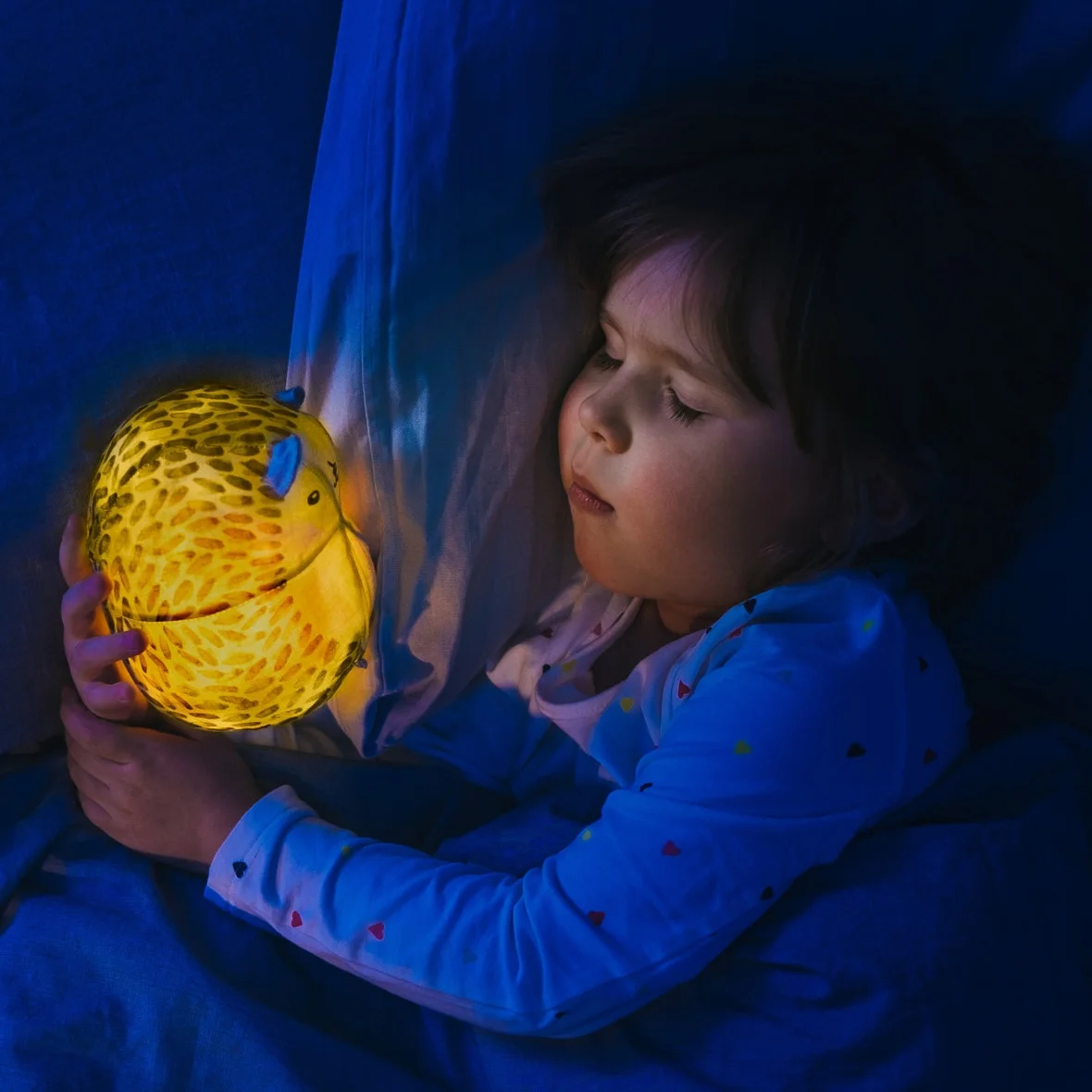 pic1_Moona sleeping_by_George Atanassov.jpg