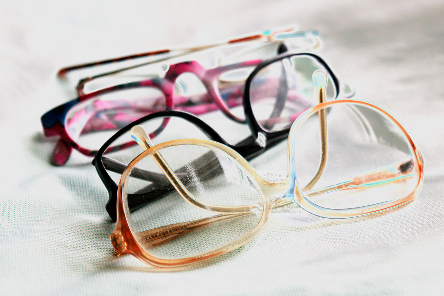  Macular degeneration trumped reading glasses 
