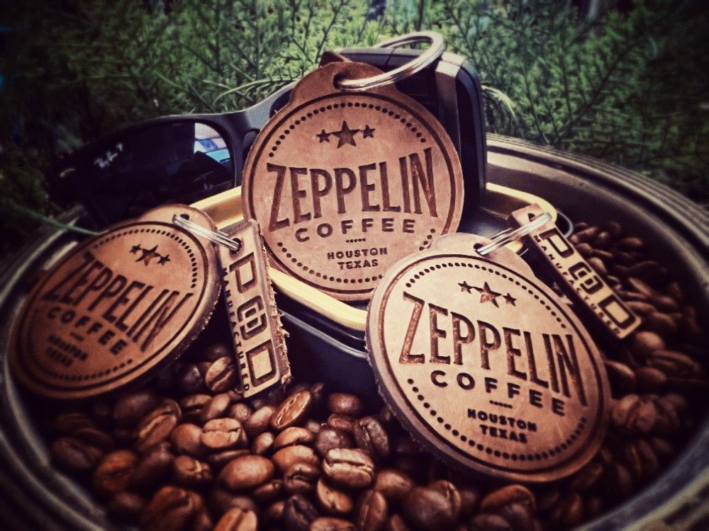 Zeppelin Keychain Picture 1.jpg