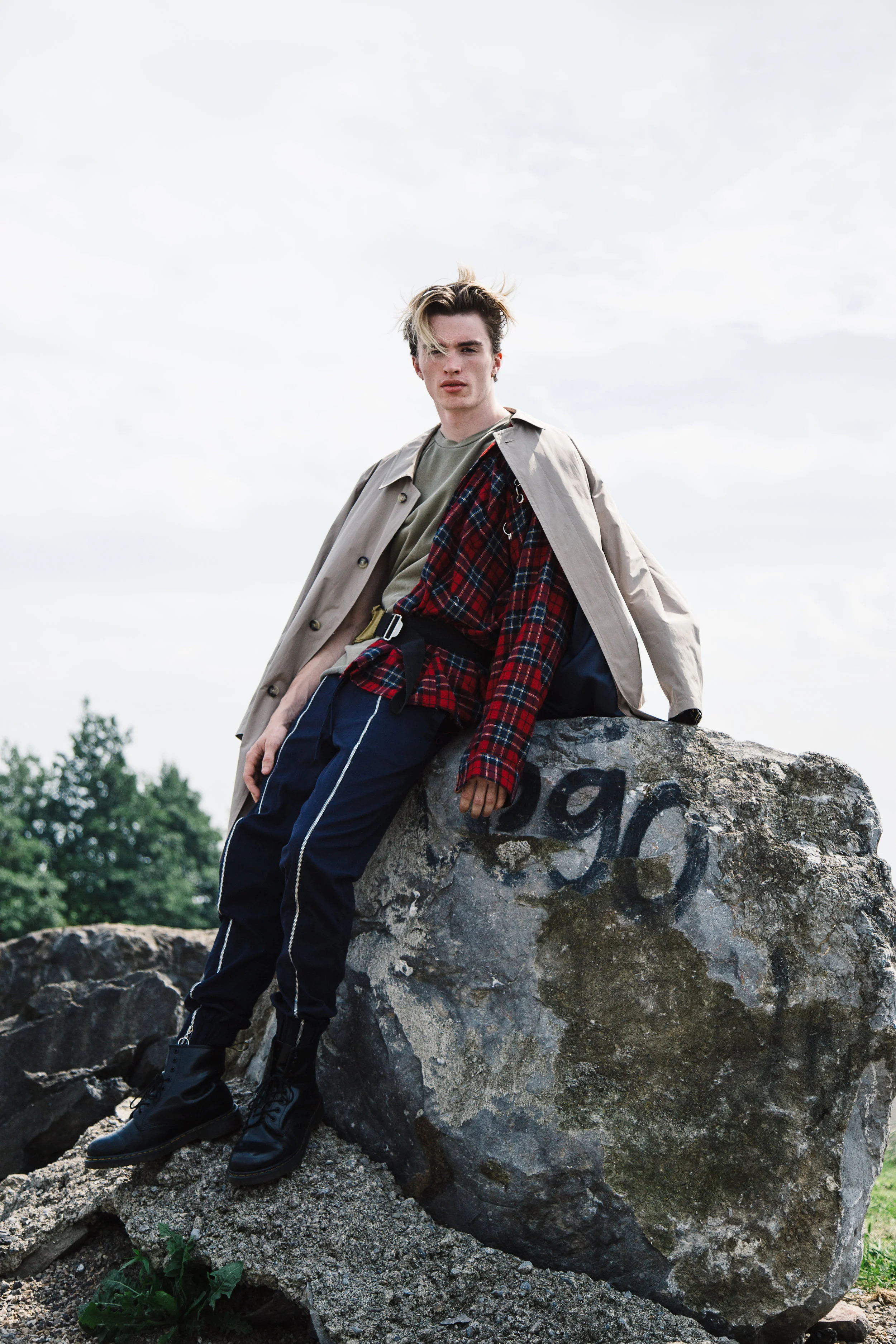 Desolate-Youth_L05-Stephen_02.jpg