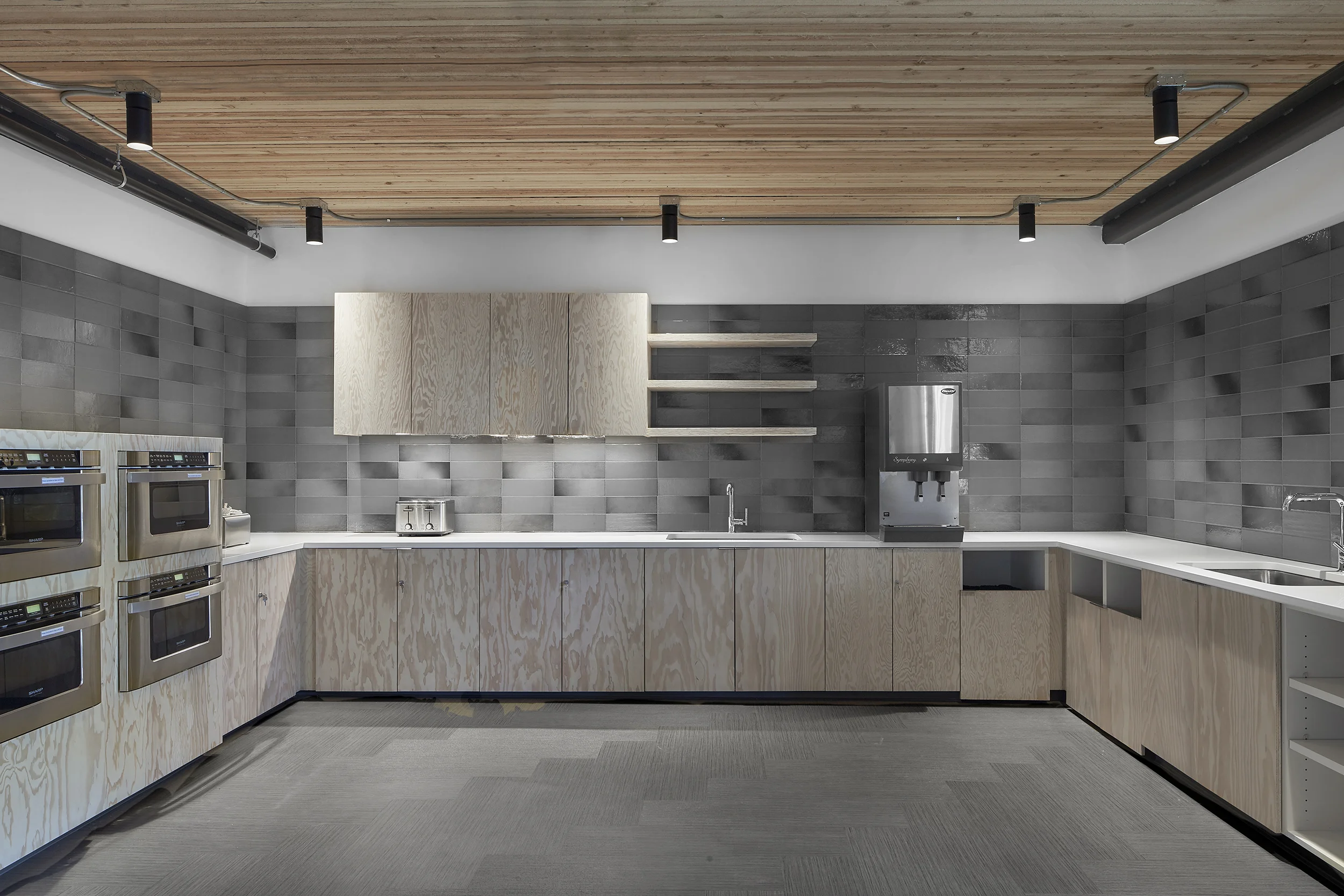 M_TS_4-21-2018_Shot 8.jpg