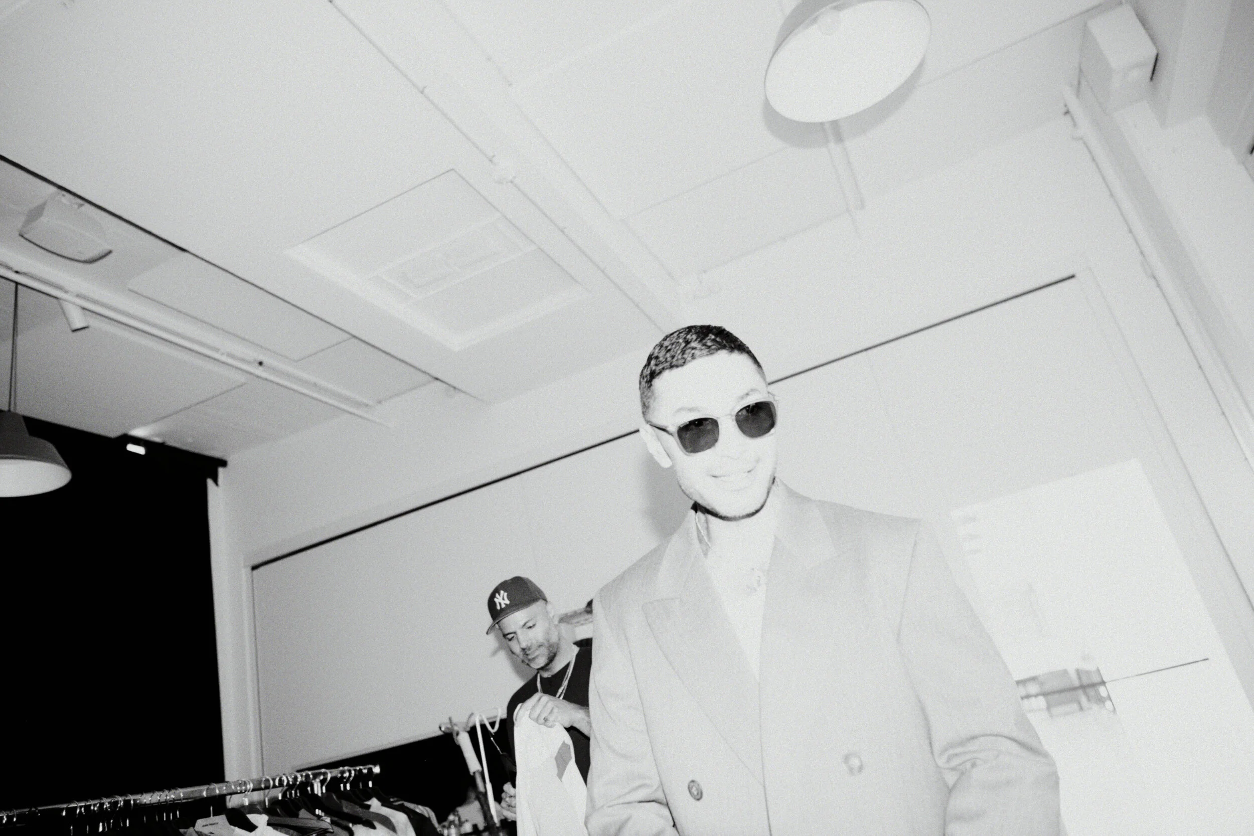 070421-BurhanG_CoverShoot_BTS_BTS-FT-TobiasRahim-KIDD_@sebastianstigsby 32.jpg