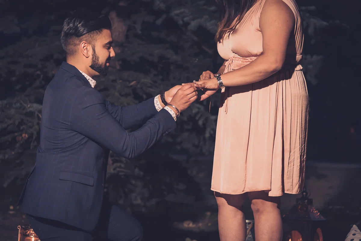 170902_081-Engagement-Photo-Ideas-River-Cafe-Absolutely-Proposals.jpg