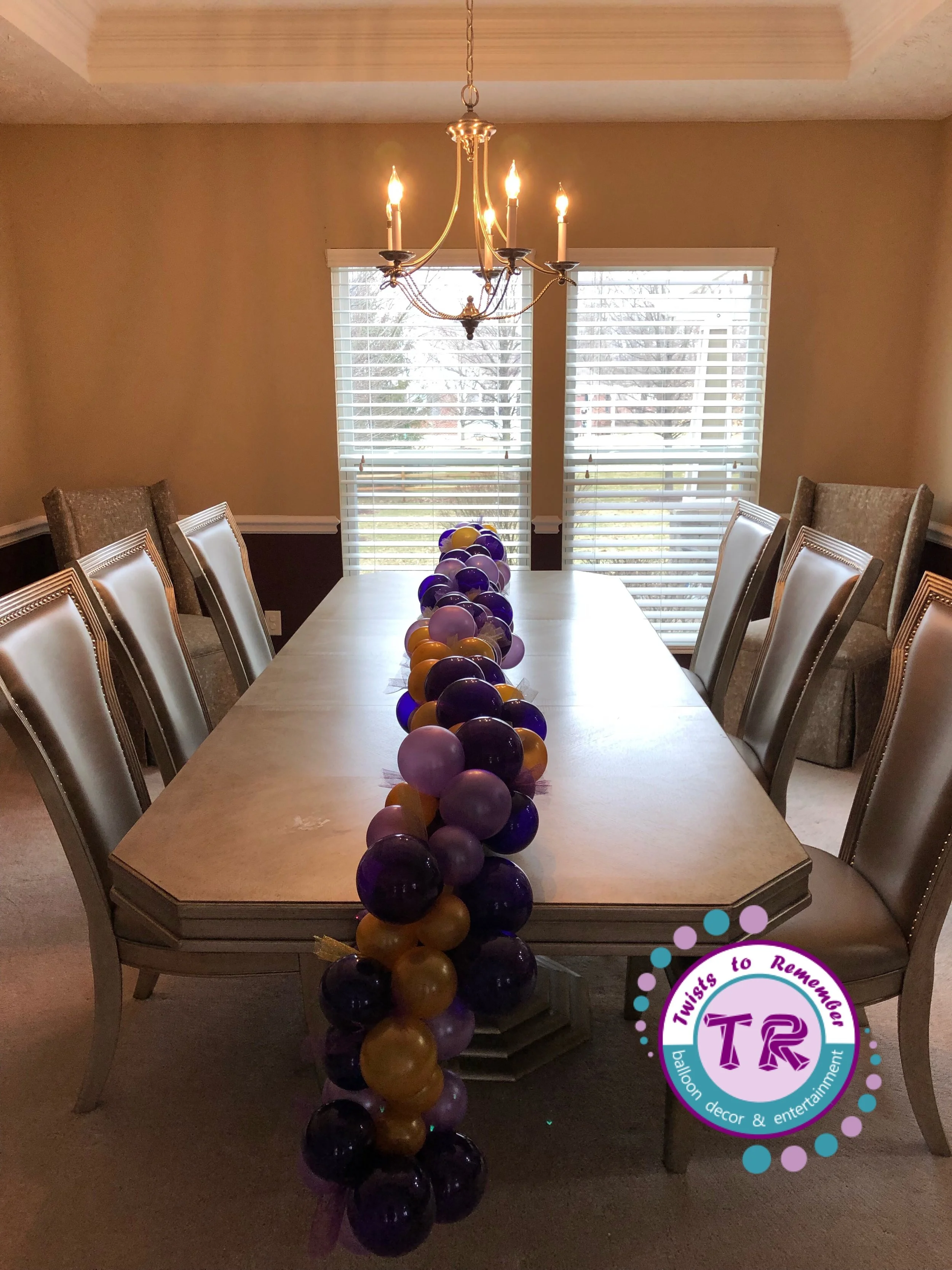 table garland.JPG