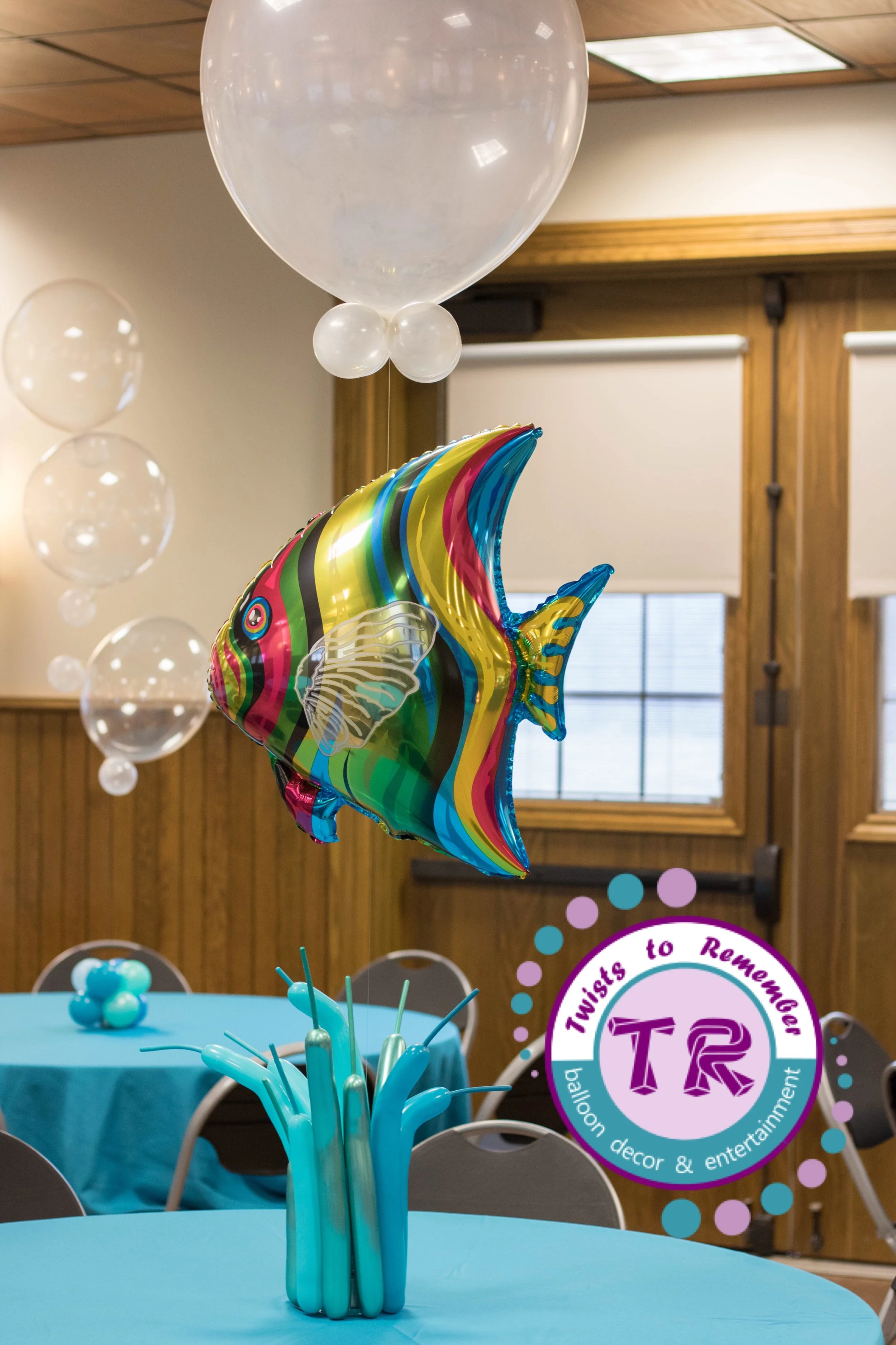 under sea centerpiece.jpg