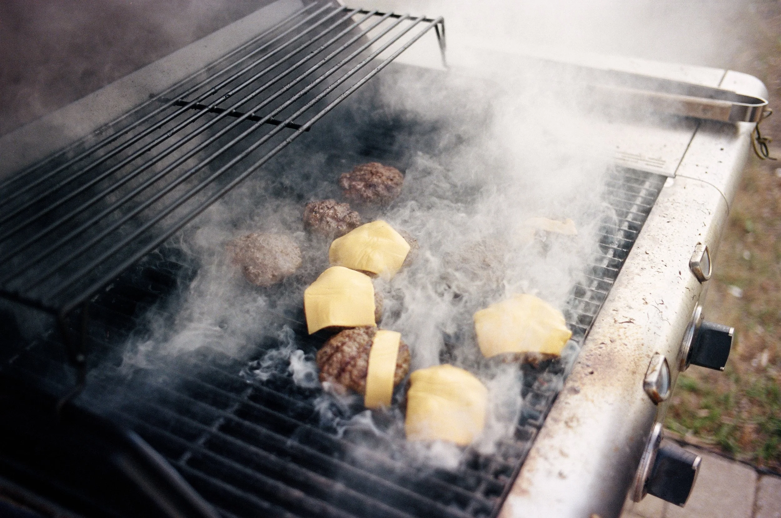  Somebody ordered 1/3 cheese 