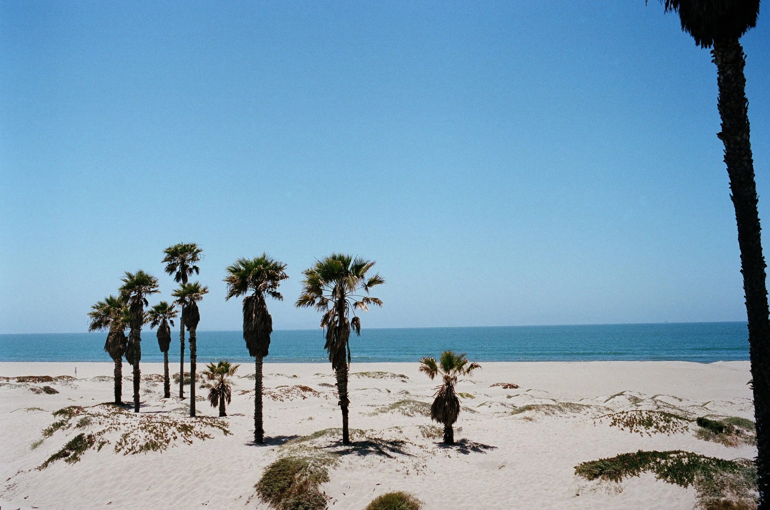  The closest I got to that beach was when this photo was taken :( 