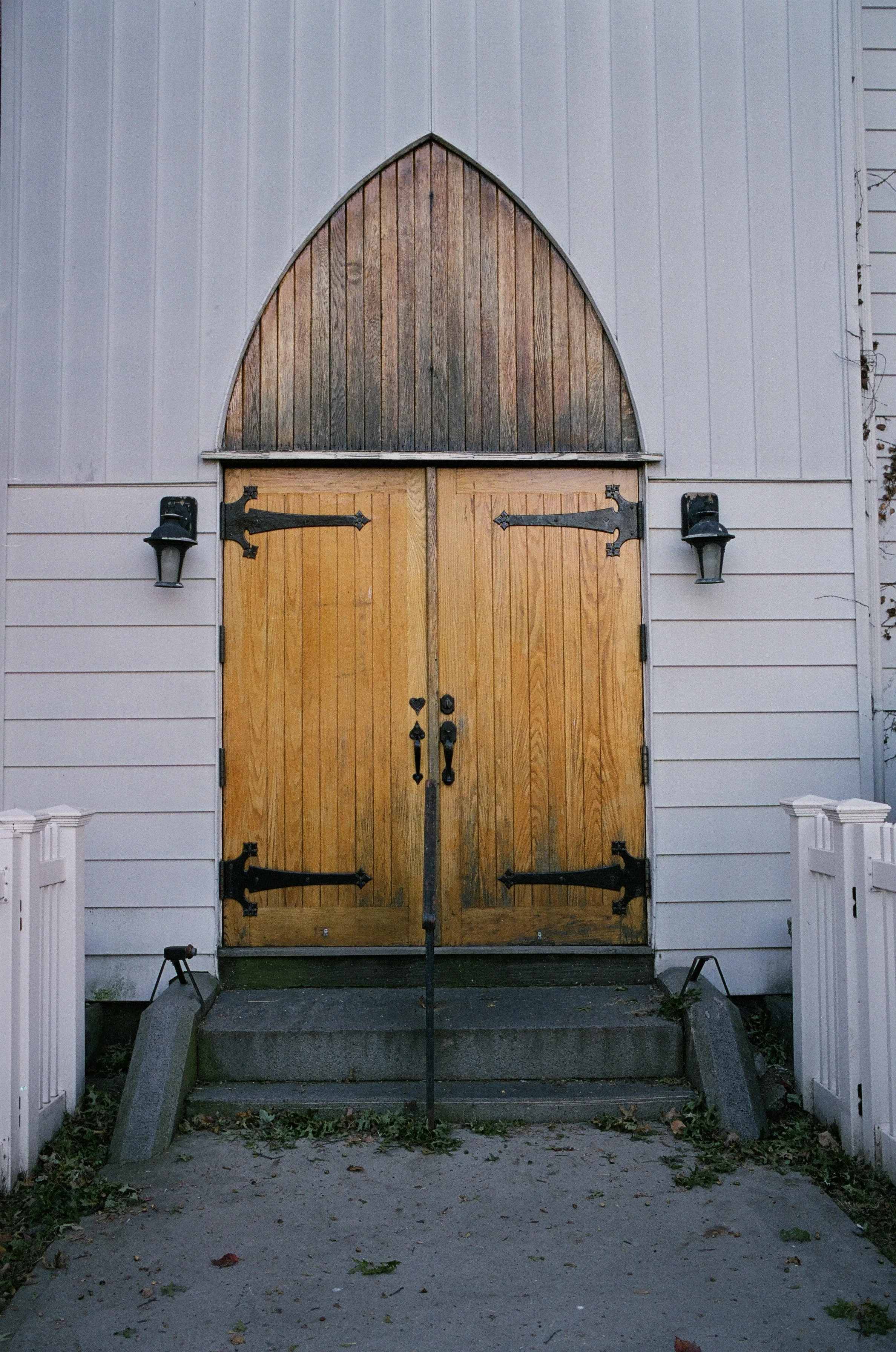  Closed, just like everything on City Island. Who would’ve thought? 