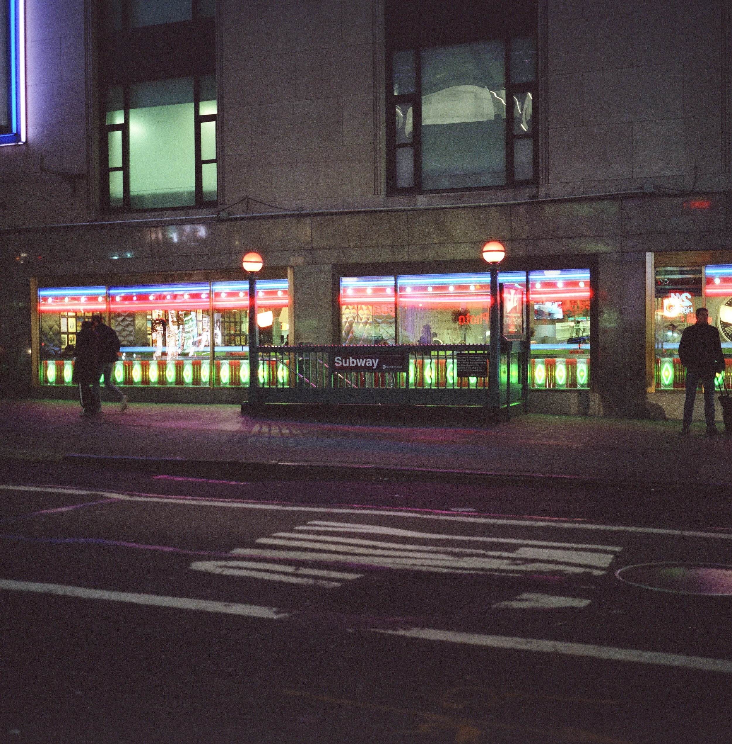  I’ll risk my life in the street and take another one! 