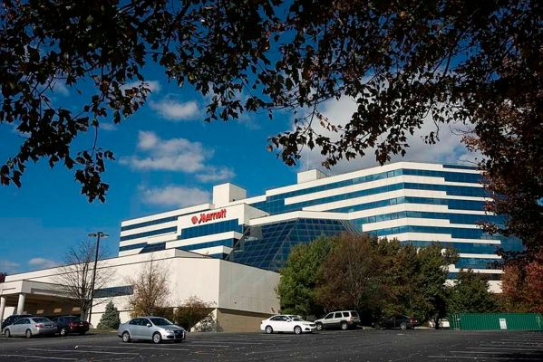 The Marriott in Islandia where Suffolk OTB is proposing to place a VLT casino.
