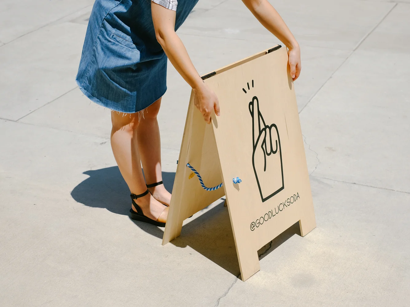 Co-Founder and art director for small local Los Angeles soda company, Good Luck Soda . Responsible for all brand identity, logo design, packaging design, and creative content involving graphic and illustrations.
