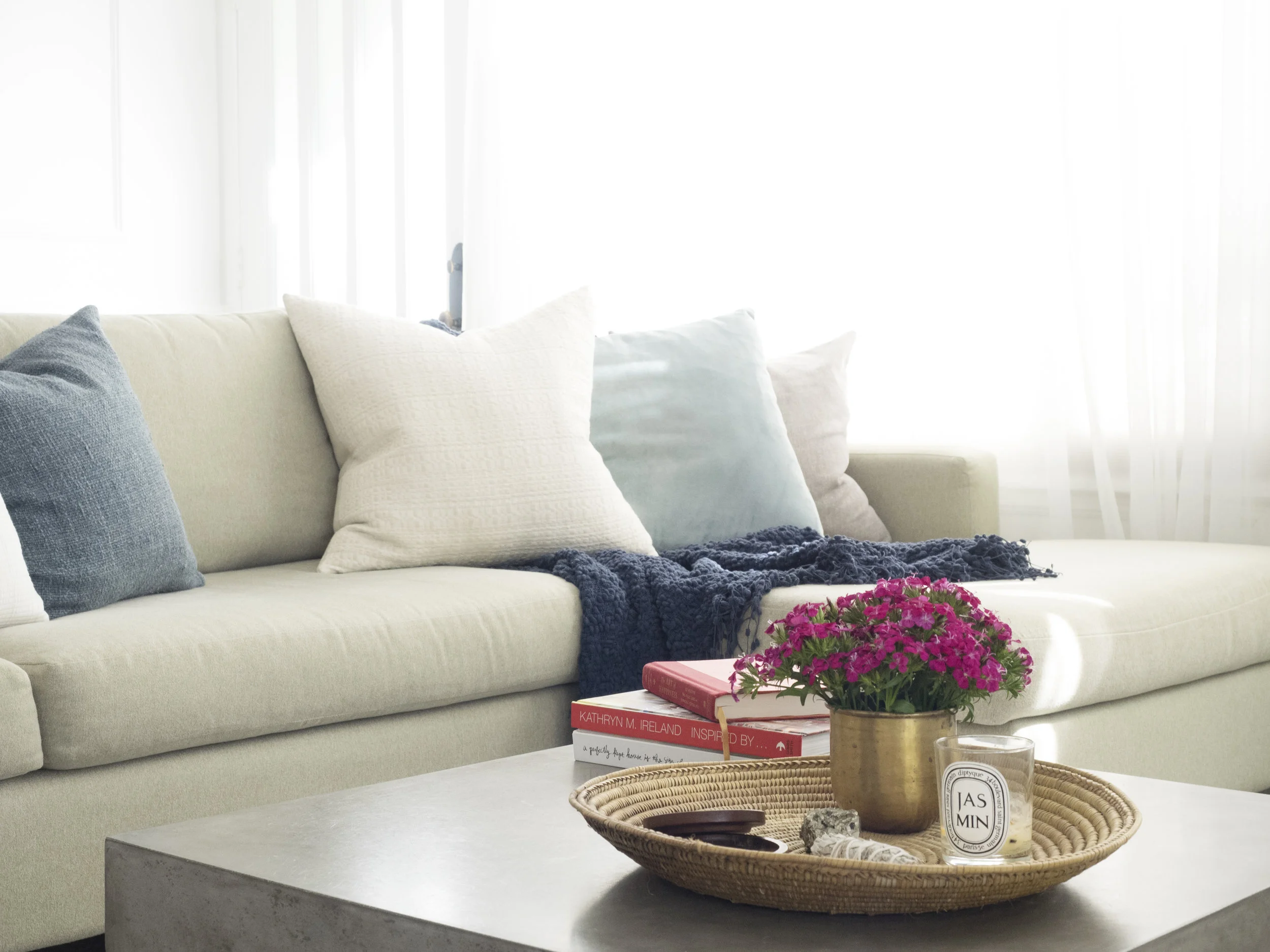 Bright Living Room - Liz Foster Interiors