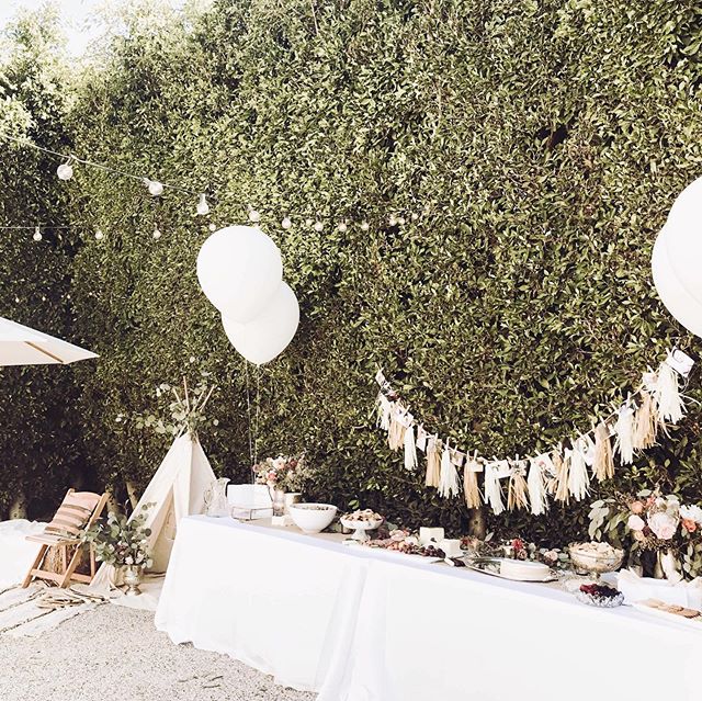 Almost two years later, this sophisticated California-cool baby shower we threw in honor of @rollybobolly is still a favorite. I&rsquo;m definitely still finding pieces of hay from hauling those bales and it was definitely worth it. 📷🌷@designcultiv