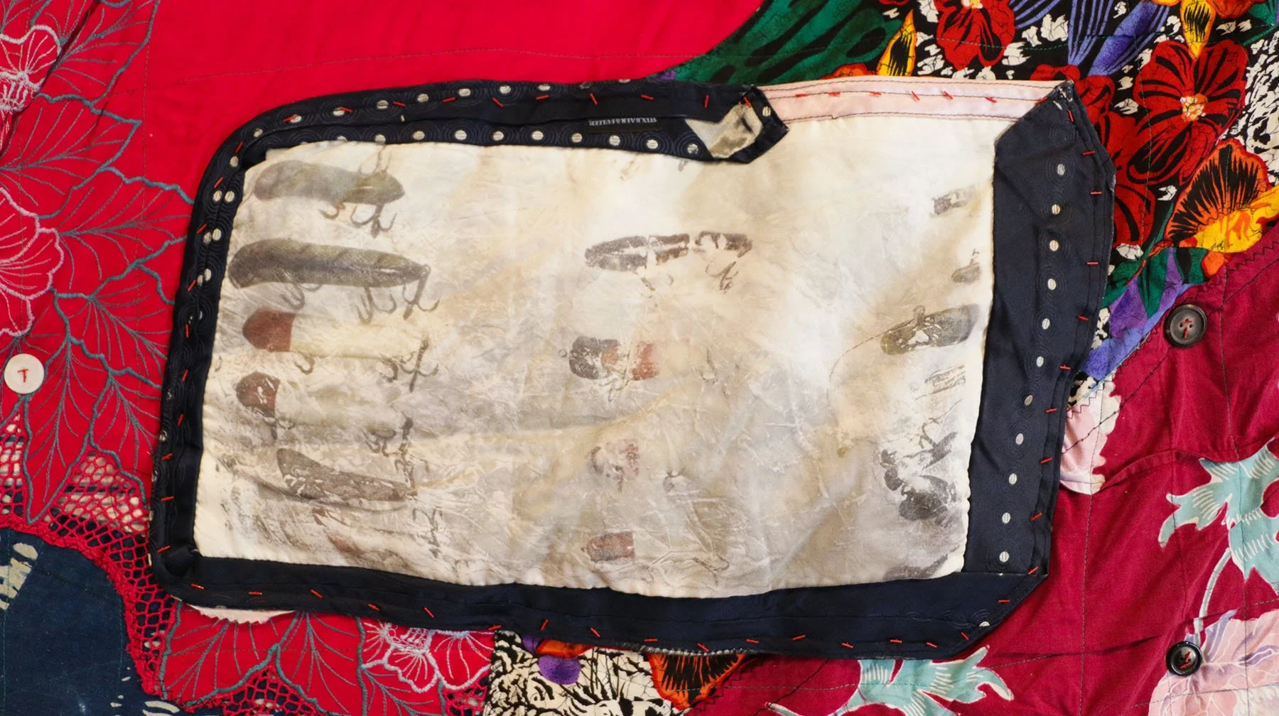 Crazy_quilt_1.jpg