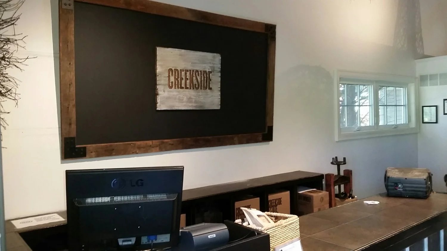 Niagara Carpenter Custom Build Reclaimed Wood Chalkboard Sign