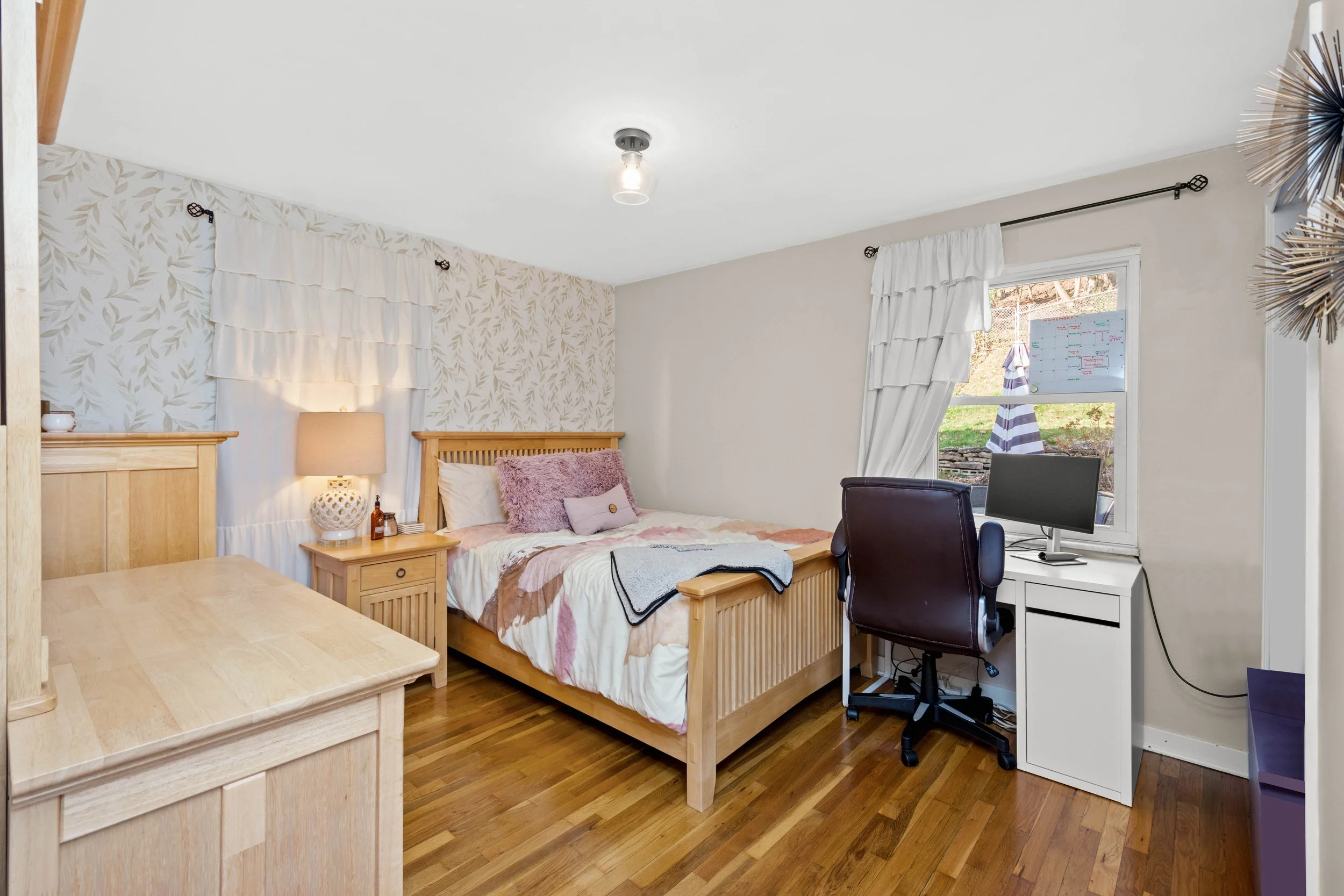 1841-Morningside-27-item-removal.jpg