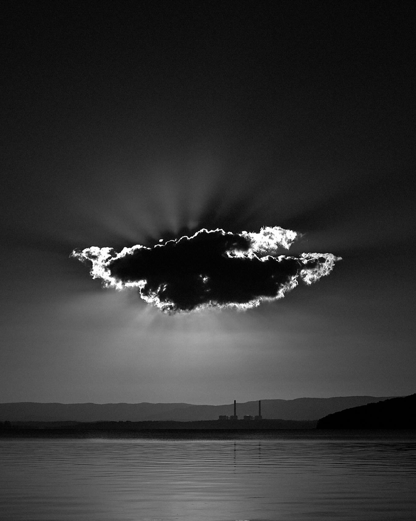 Backlight&hellip;
 

#blackandwhite #photography #fineartphotography #solarpower #backlight #cloudphotography