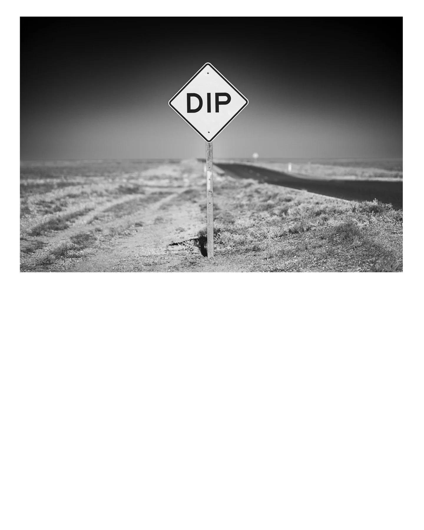 A dip in the road&hellip;Central Australia
#centralaustralia #cooberpedy #paulfoleyphotographs #roadtrip #blackandwhiteart