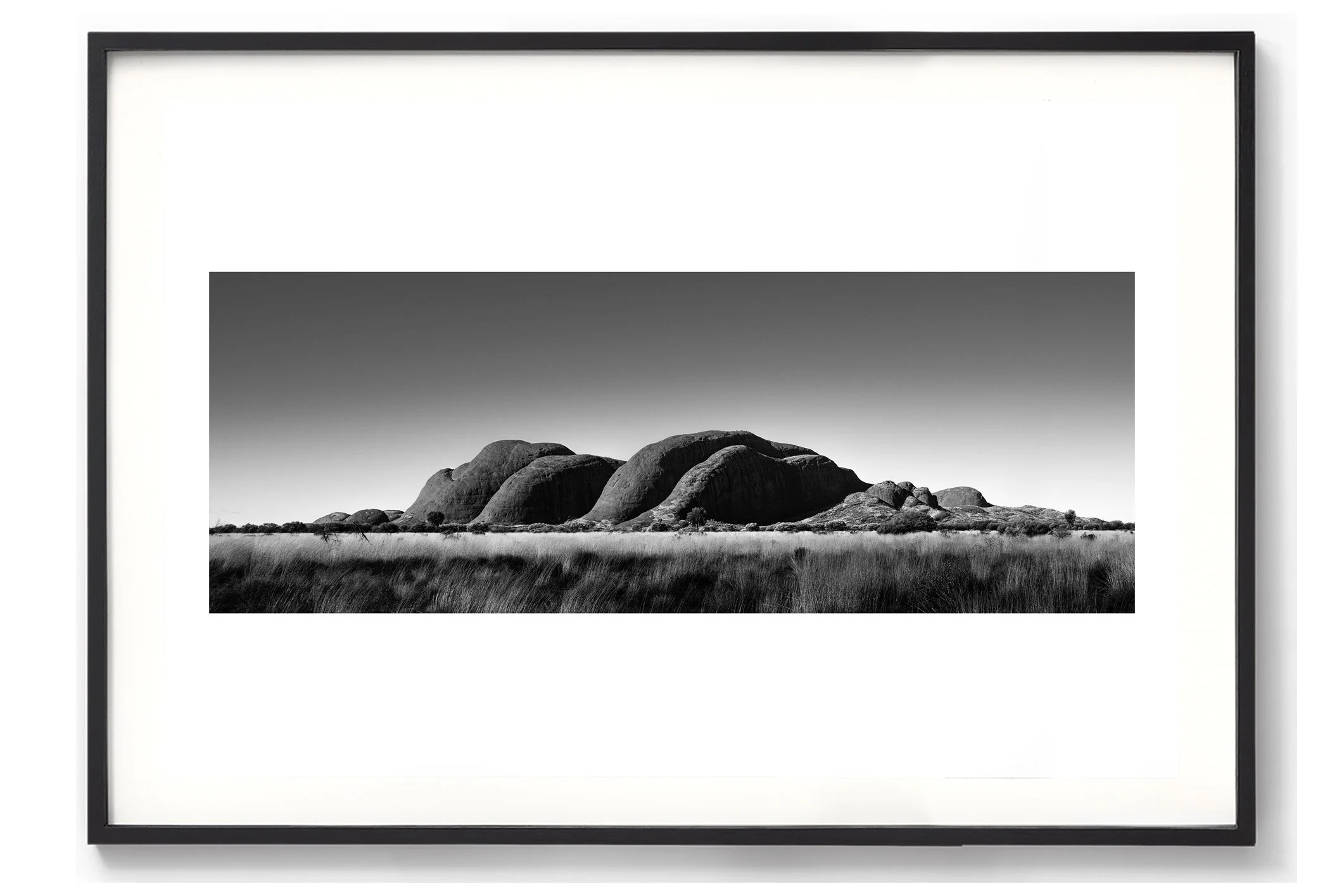 KATA-TJUTA-CENTRAL-AUSTRALIA-7822-BW-32-BLK.jpg