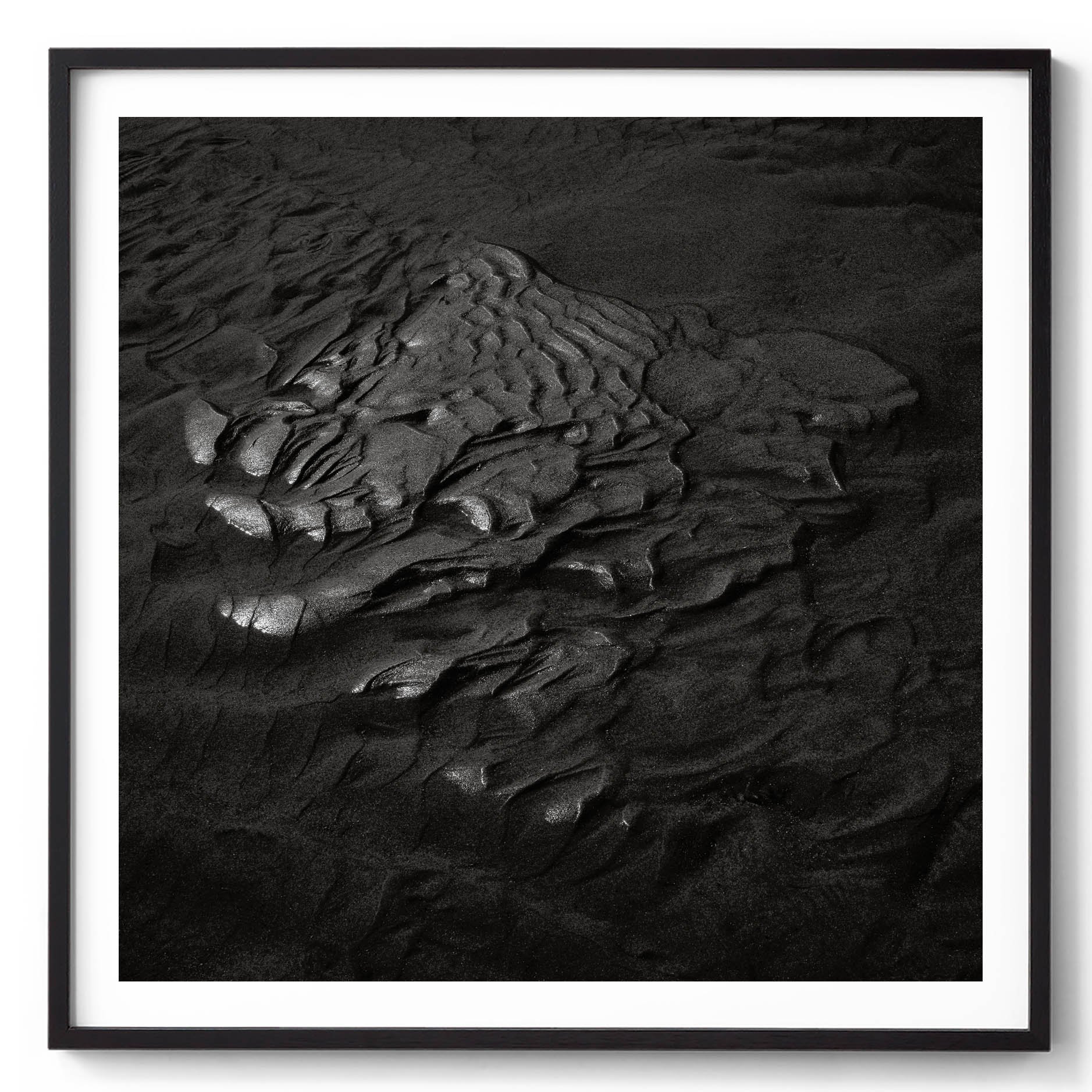 Tidal Script - Monochrome patterns in wet sand