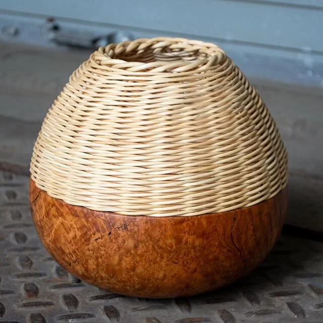 I&rsquo;ve laid an egg.
#ohmy #woodturning #contemporarybasketry #mychild #basketry #bowlturning
