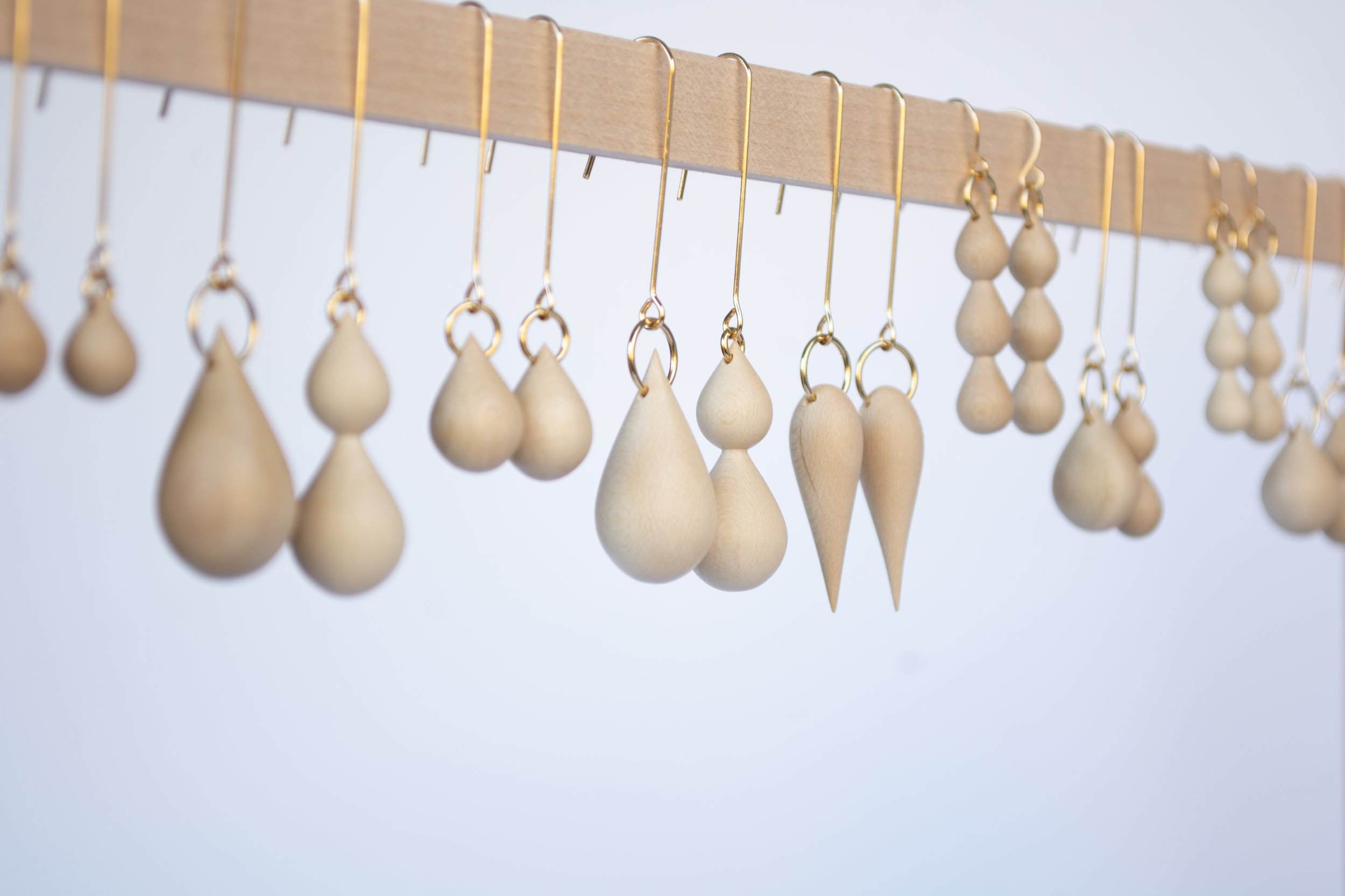 Holly Drips & Drops-01.jpg