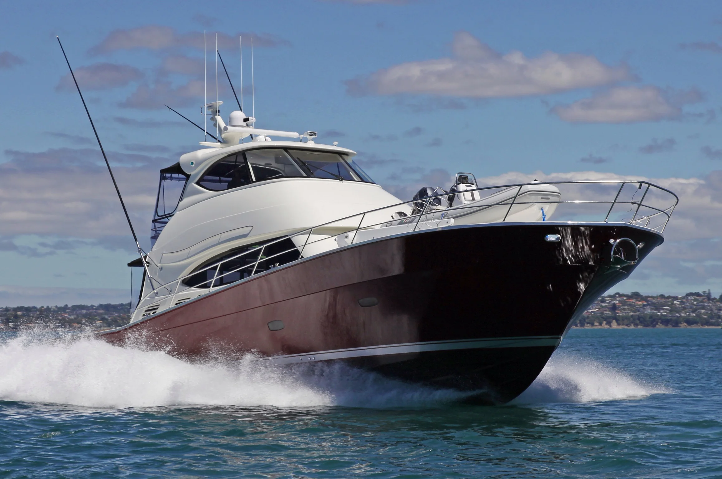 Salthouse Icon 58 Flybridge