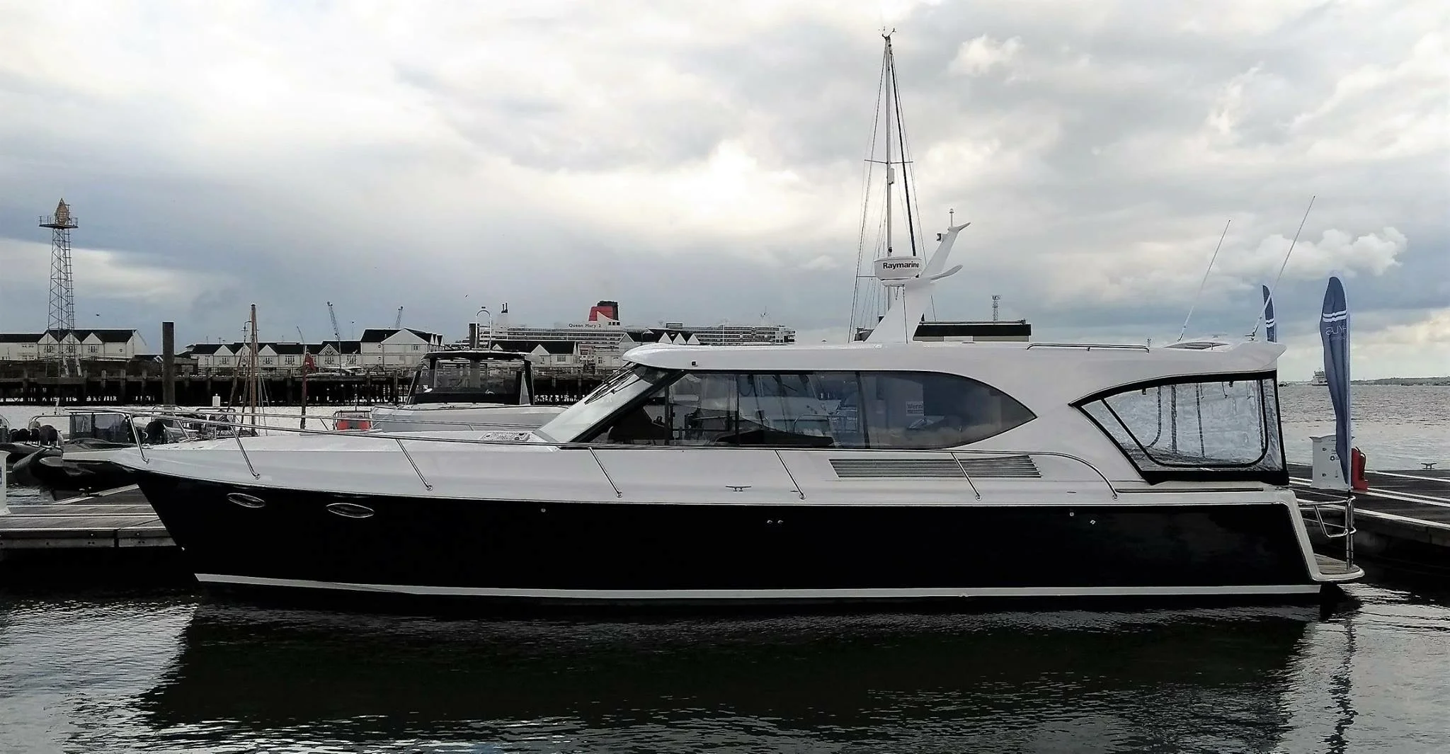 Salthouse Corsair 44E | Hylas M44 on display, ready for viewing !