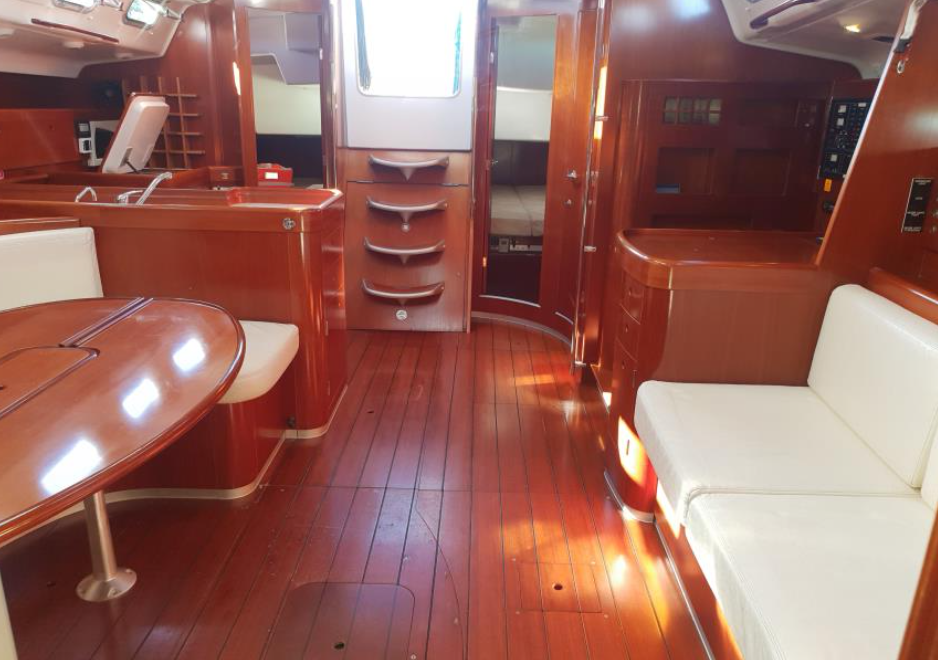 Sailing-yacht for sale.png