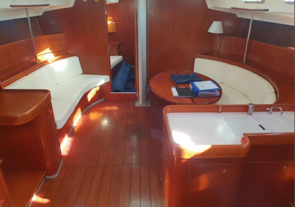 Yacht-for Sale-by Salthouse3.png