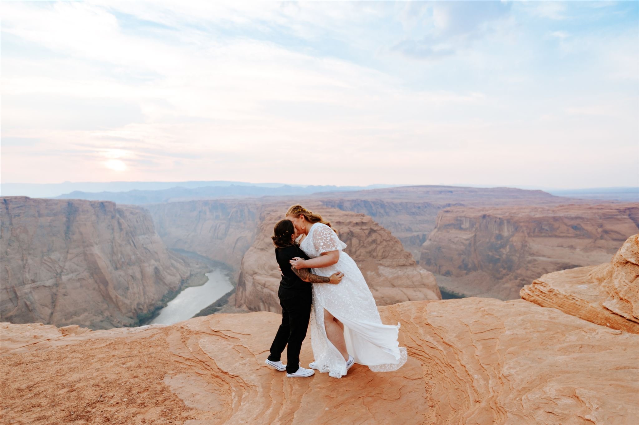 Horseshoe-bend-same-sex-elopement-earthbelowphoto-281_websize.jpg