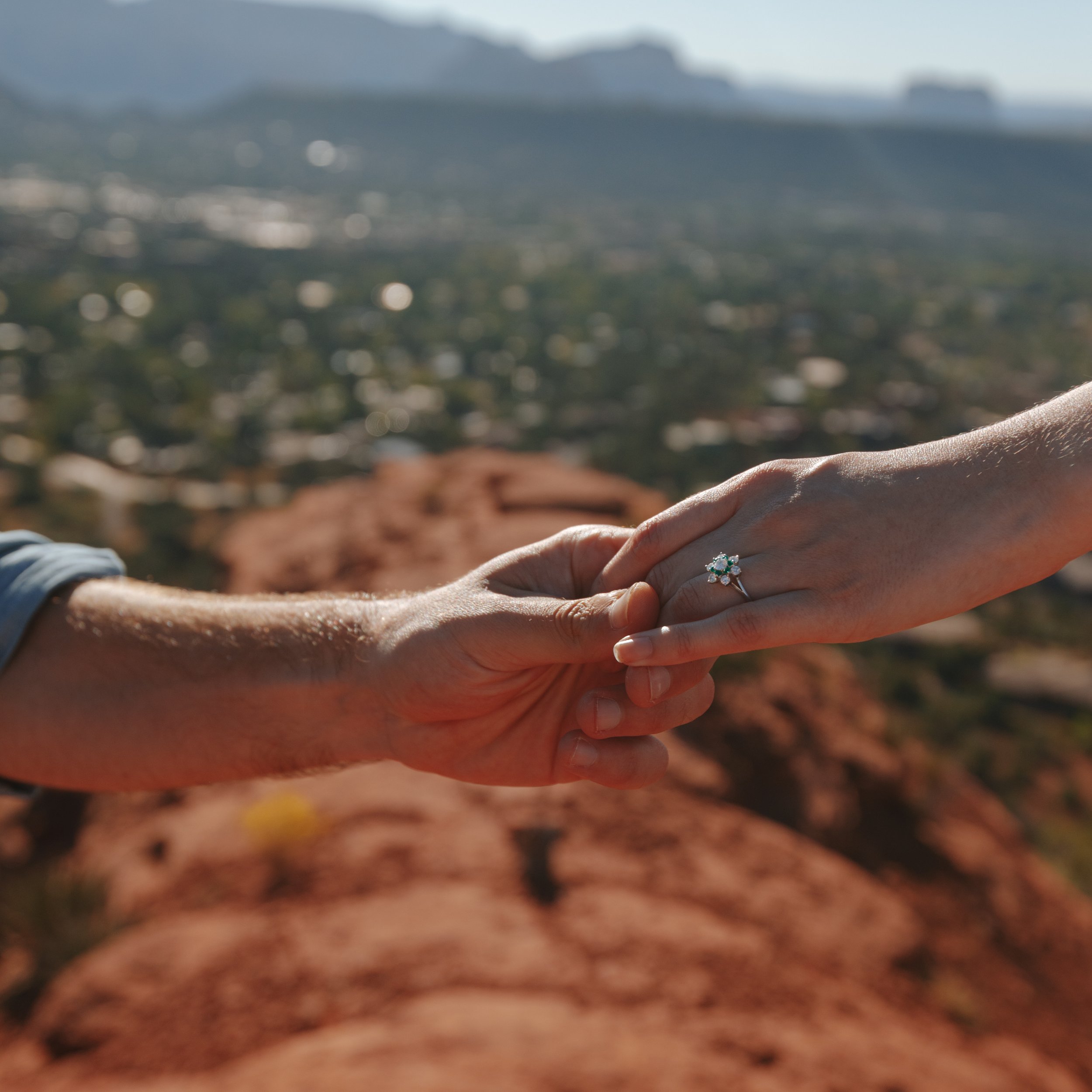 Sedona-Morning-Hike-Proposal-Featuring-an-Alebrije-22.jpeg